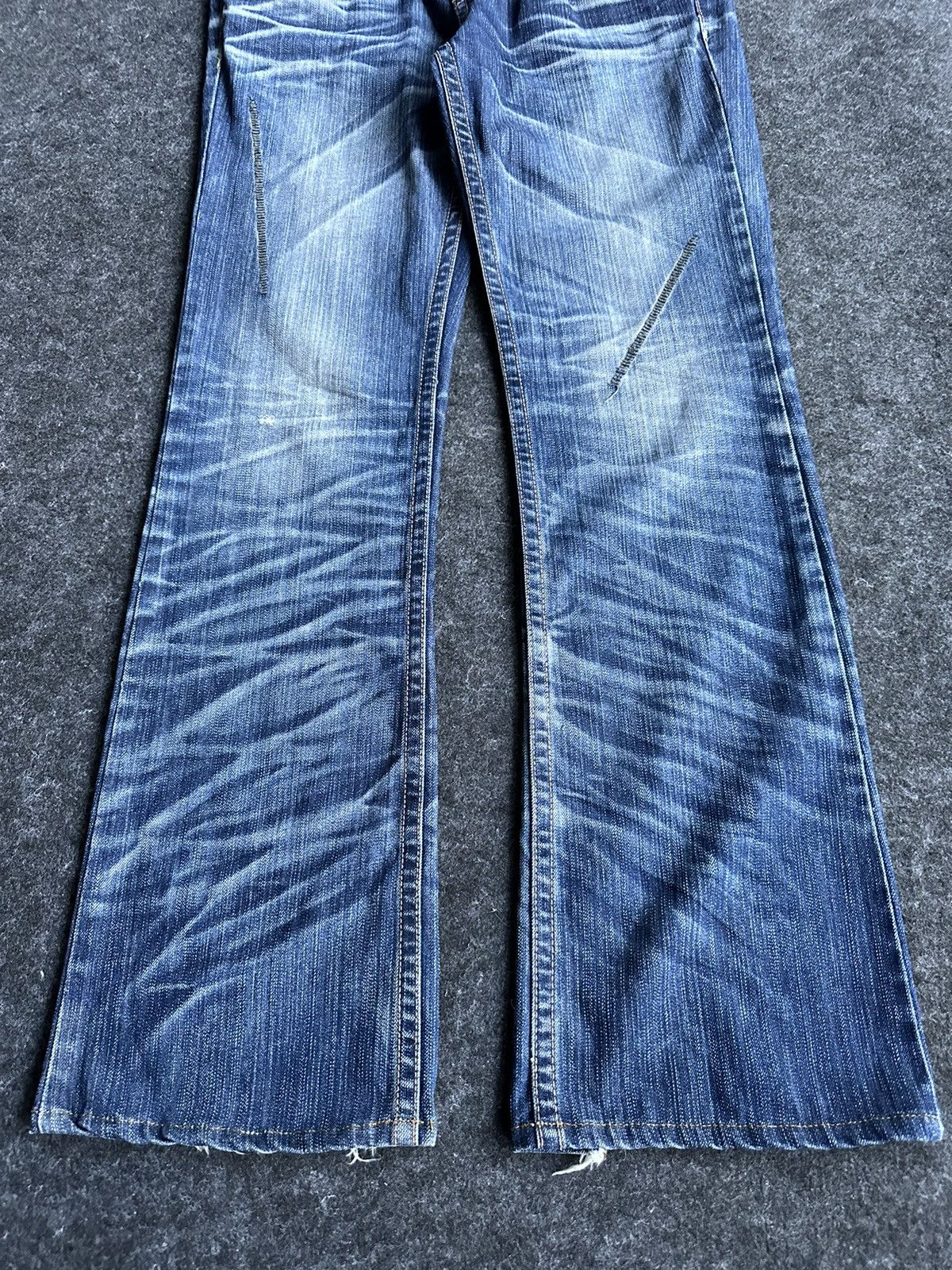 Hysteric Glamour O Pinball Flare Stone Washed Vintage Denim 32x32 D390 Size US 32 / EU 48 - 2 Thumbnail