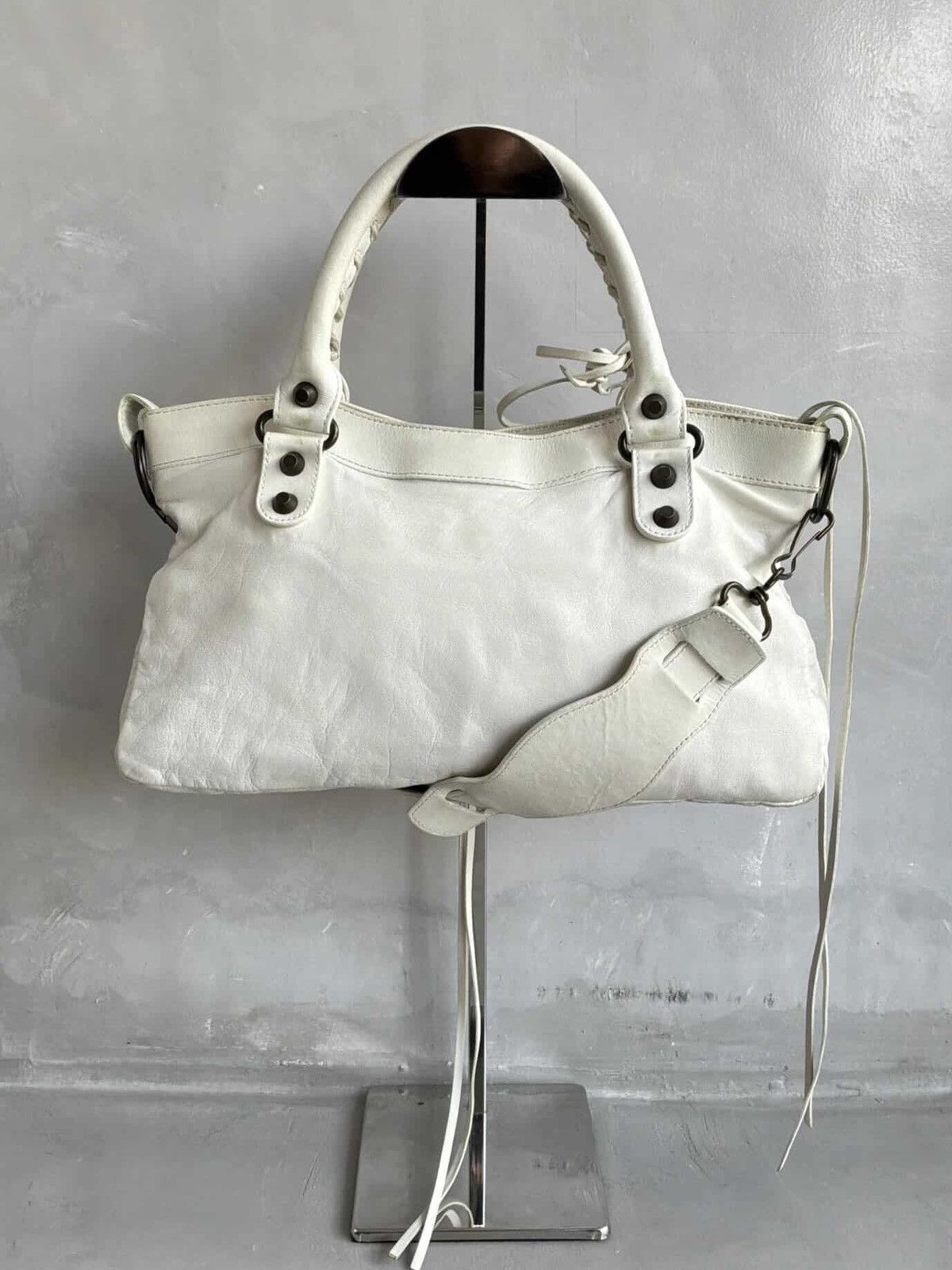 Balenciaga Balenciaga - City ‘Le First’ Lambskin Leather Shoulder Bag Size ONE SIZE - 2 Thumbnail