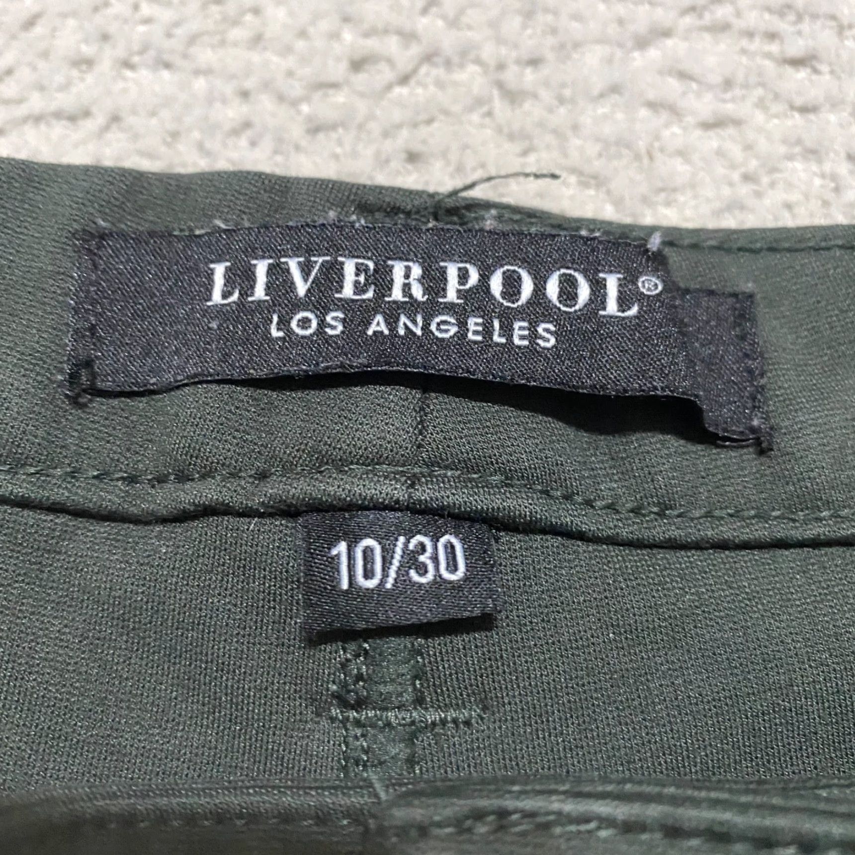 Vintage Liverpool Jeans Dress Pants Womens Sz 10 Gray Mid Rise Skinny Straight Office Workwear Dress Pants with Pockets Zip Button Size 32" / US 10 / IT 46 - 3 Thumbnail