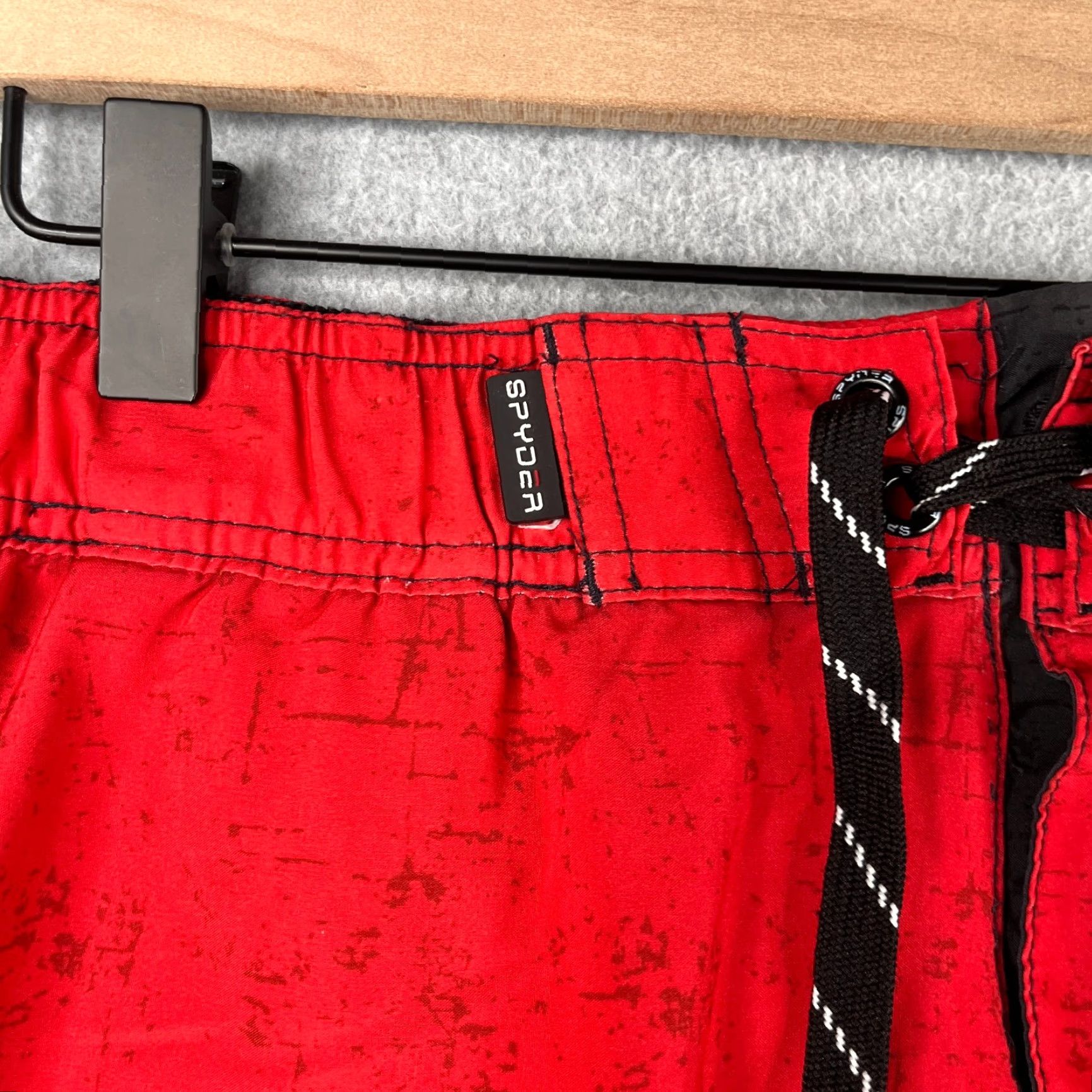 Spyder Spyder Men XL Swim Shorts Bottom Lined Pockets Elastic Waist Draw String Red Size ONE SIZE - 5 Thumbnail