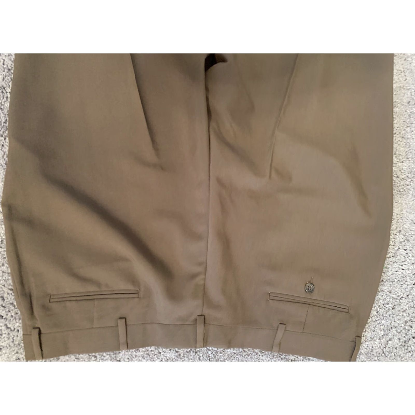 Haggar Haggar Men Brown Pleated Front Dress Pants Size 36 x 34, Regular, Classic Fit, Straight Leg, Zip, Pockets, Machine Washable, Vintage No Size US 36 / EU 52 - 2 Thumbnail