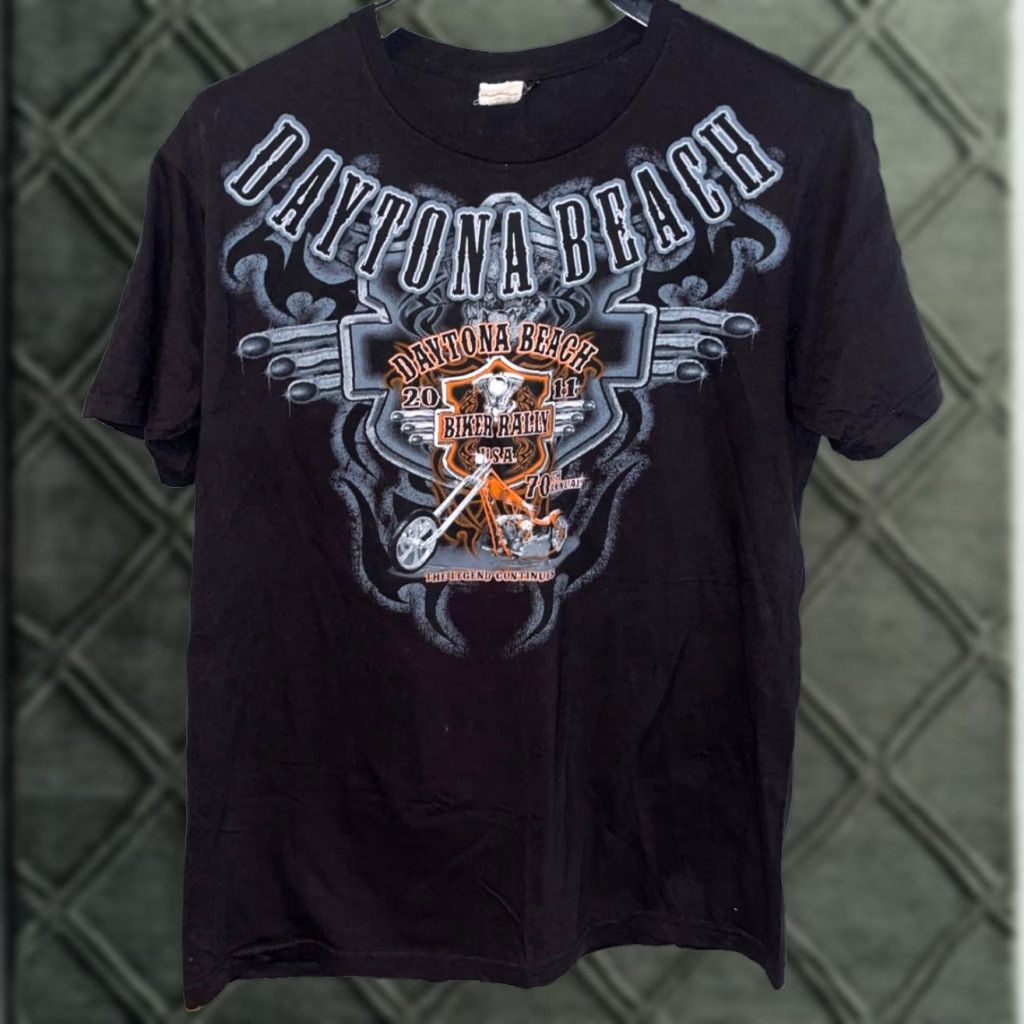 Vintage VINTAGE Daytona Beach 2011 Bike Week 70th Annual Biker Rally T-Shirt Tee Sz. L Size US L / EU 52-54 / 3 - 1 Thumbnail