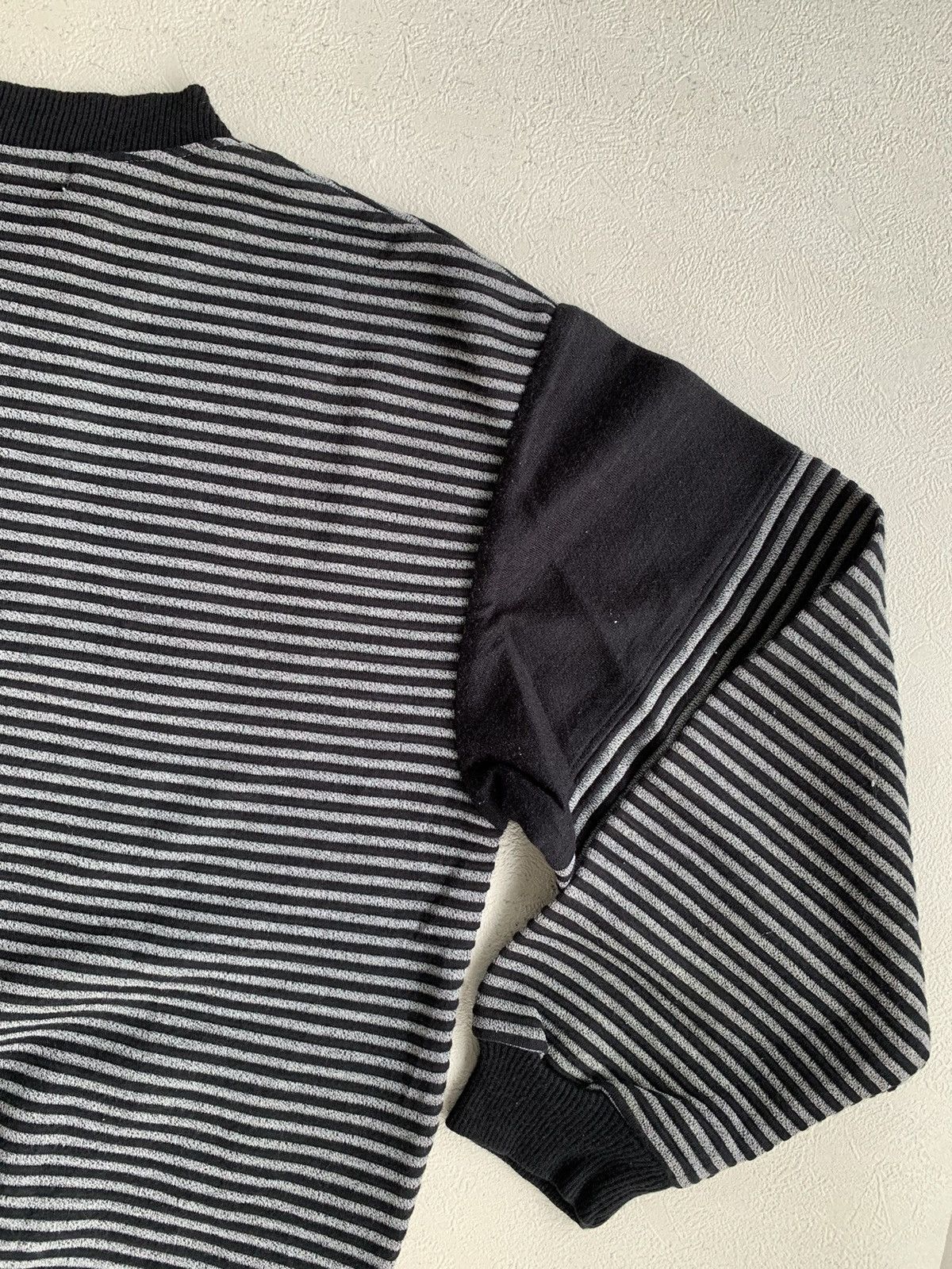 Le Grande Bleu (L.G.B.) Y2K JLC CLUB STRIPE JAPANESE SWEATSHIRT IFSIX LGB STYLE Size US L / EU 52-54 / 3 - 18 Thumbnail