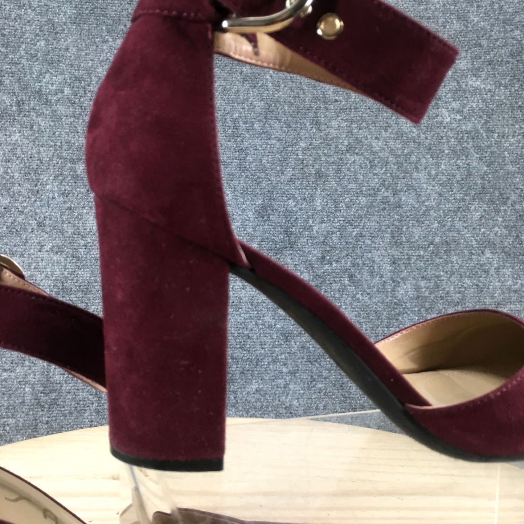 Vintage Unisa Heels Women 9 M Casual Block Heels Ankle Strappy Burgundy Fabric Shoes Size US 9 / IT 39 - 4 Thumbnail