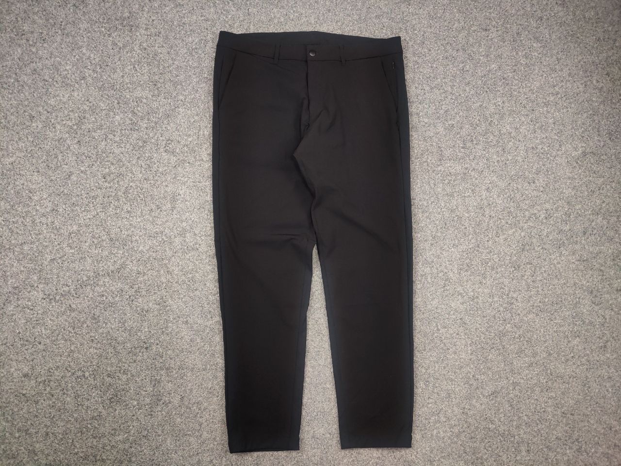 Lululemon lululemon Athletica Black Minimalist Straight Trouser Pants Size US 38 / EU 54 - 5 Thumbnail