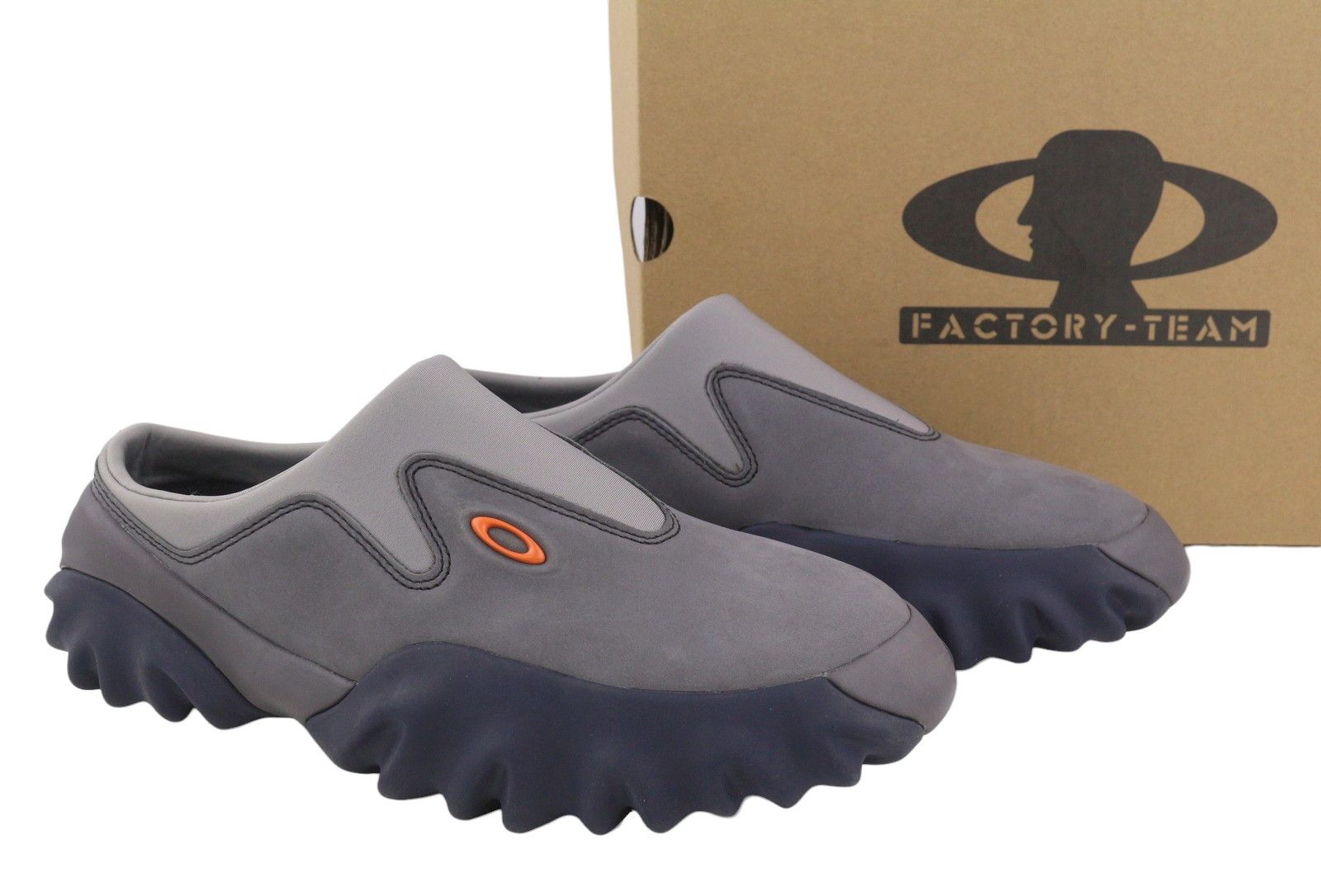 Brain Dead X OAKLEY FACTORY TEAM NUBUCK MULE EU40.5 Deep Well 87979 Size US 7.5 / EU 40-41 - 1 Thumbnail