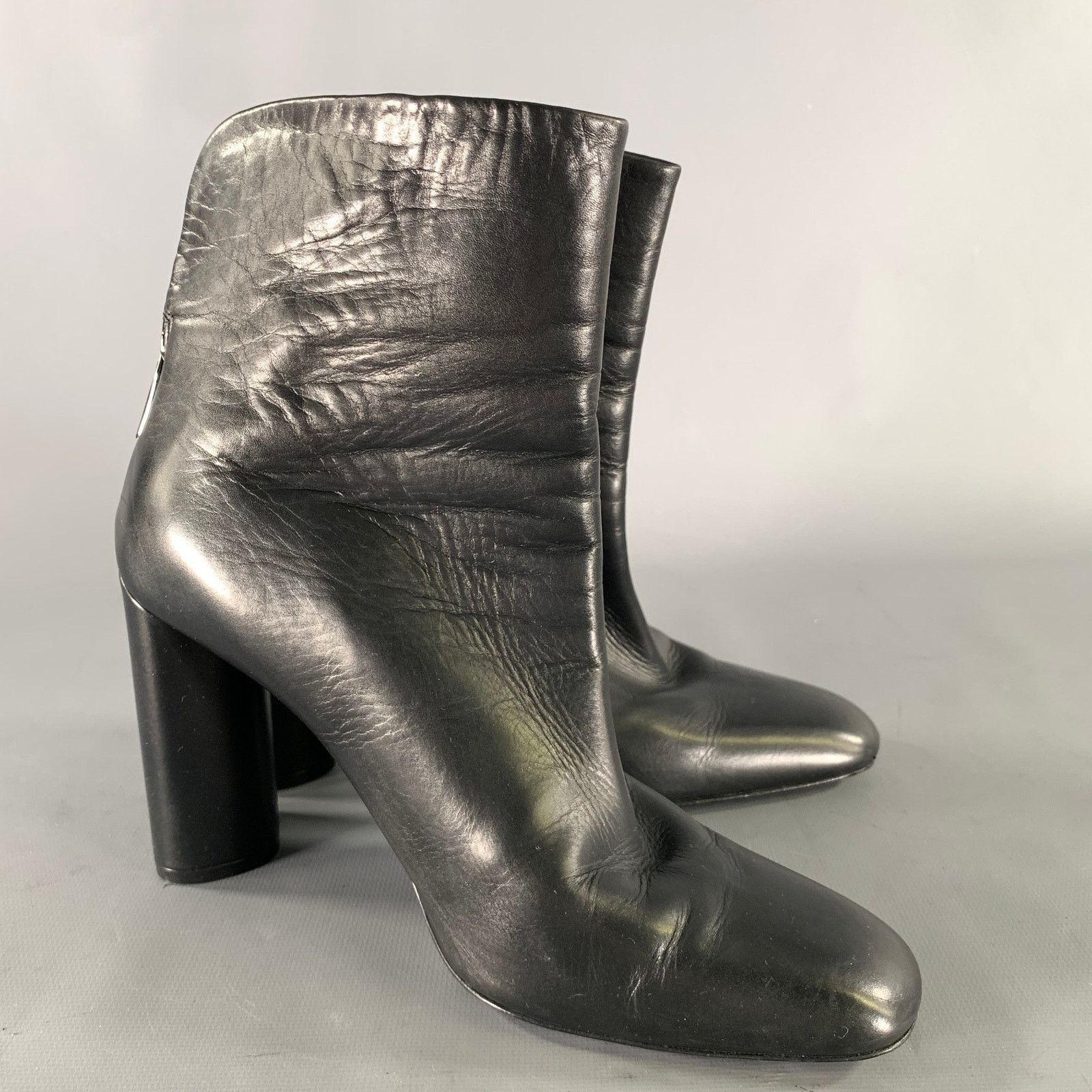 Tom Ford TOM FORD Size 7 Black Leather Solid Zip Up Boots Size US 7 / IT 37 - 1 Thumbnail
