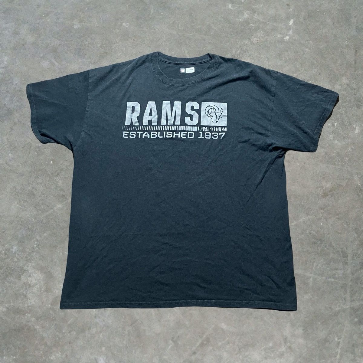 NFL Los Angeles Rams NFL Football Graphic T Shirt Size US XL / EU 56 / 4 - 2 Thumbnail