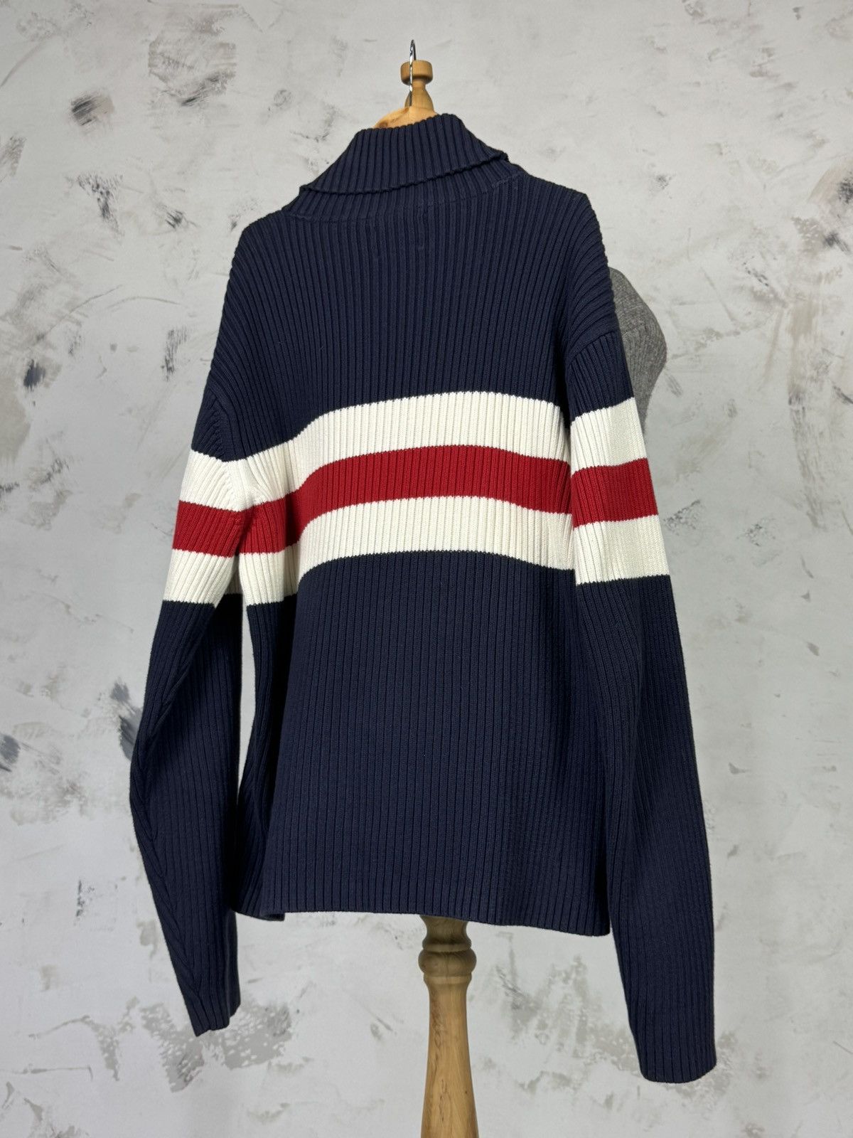 Tommy Hilfiger Vintage Tommy Hilfiger Turtleneck Sweater Size L - XL Size US XL / EU 56 / 4 - 4 Thumbnail
