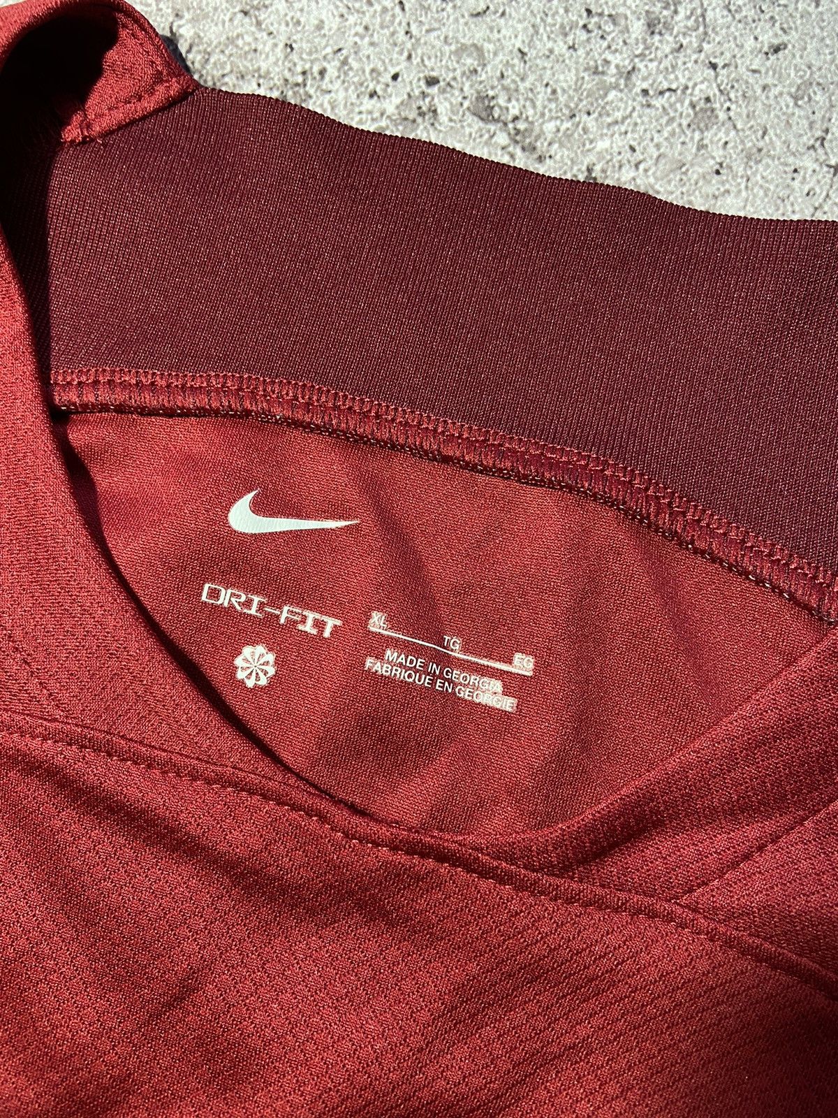Nike 💥Liverpool 2022 home Jersey Nike football t-shirt‼️ Size US XL / EU 56 / 4 - 6 Thumbnail