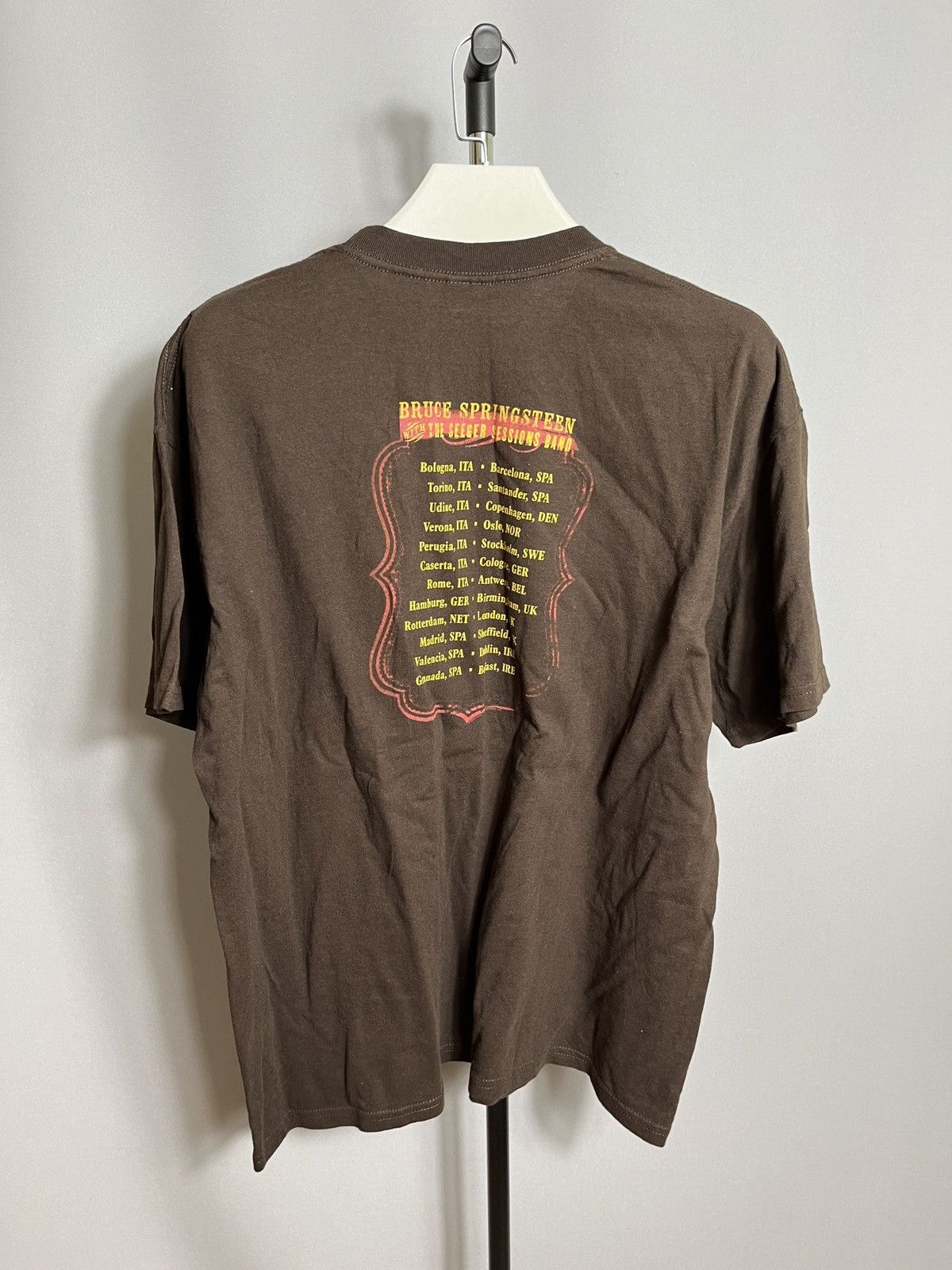 Band Tees bruce springsteen the seeger sessions gildan 2006 brown Size US XL / EU 56 / 4 - 8 Thumbnail