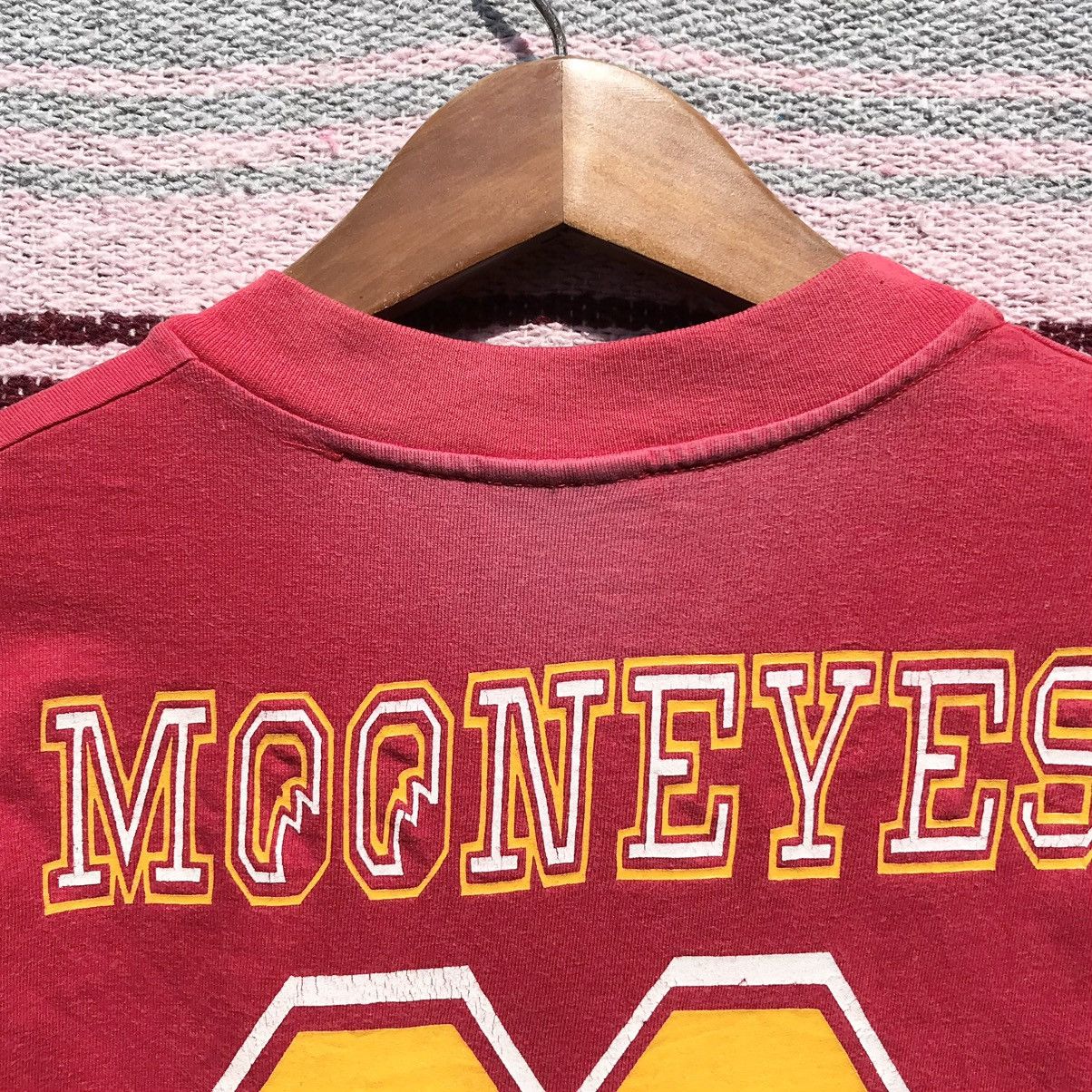 Japanese Brand Vintage 90s Moon Eyes Tee Moon Eyes Equipment Co. SunFaded Size US S / EU 44-46 / 1 - 15 Thumbnail