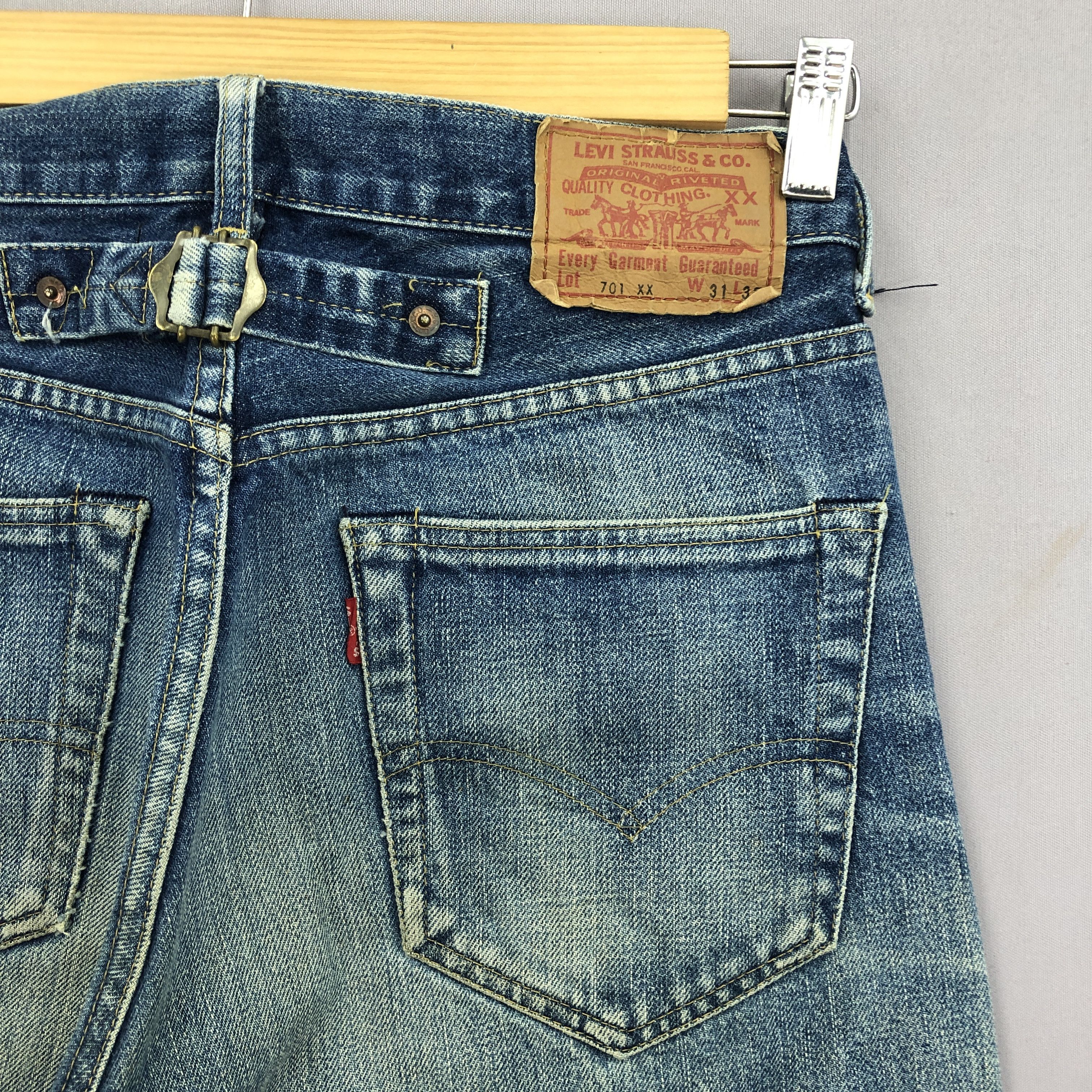 Levi's Vintage Levis 701xx Selvedge Jeans Levi's Light Wash Denim Size 28" / US 6 / IT 42 - 5 Thumbnail
