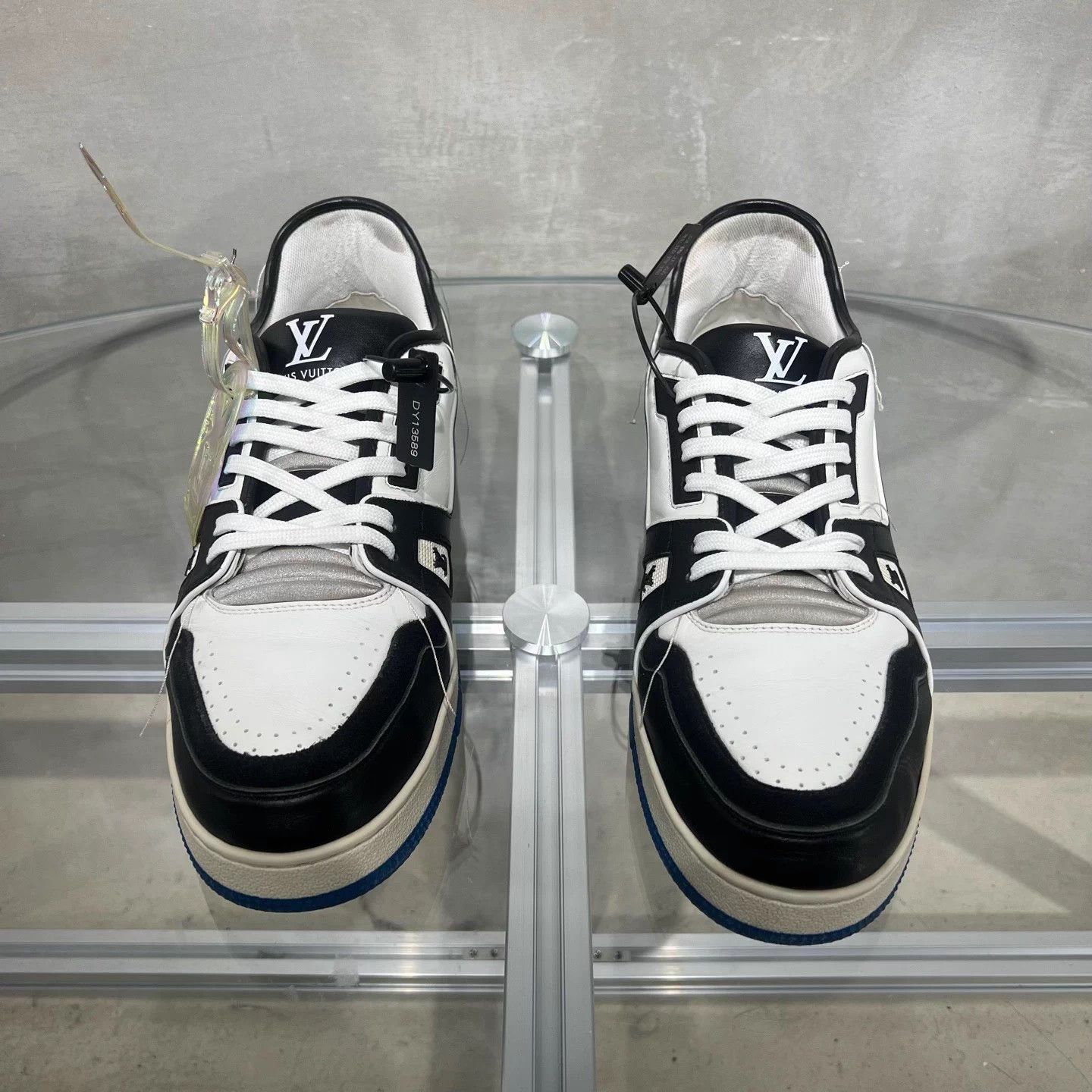 Louis Vuitton LV TRAINER HF White/Blue UK10.5 / 44.5 EU Size US 10.5 / EU 43-44 - 1 Thumbnail