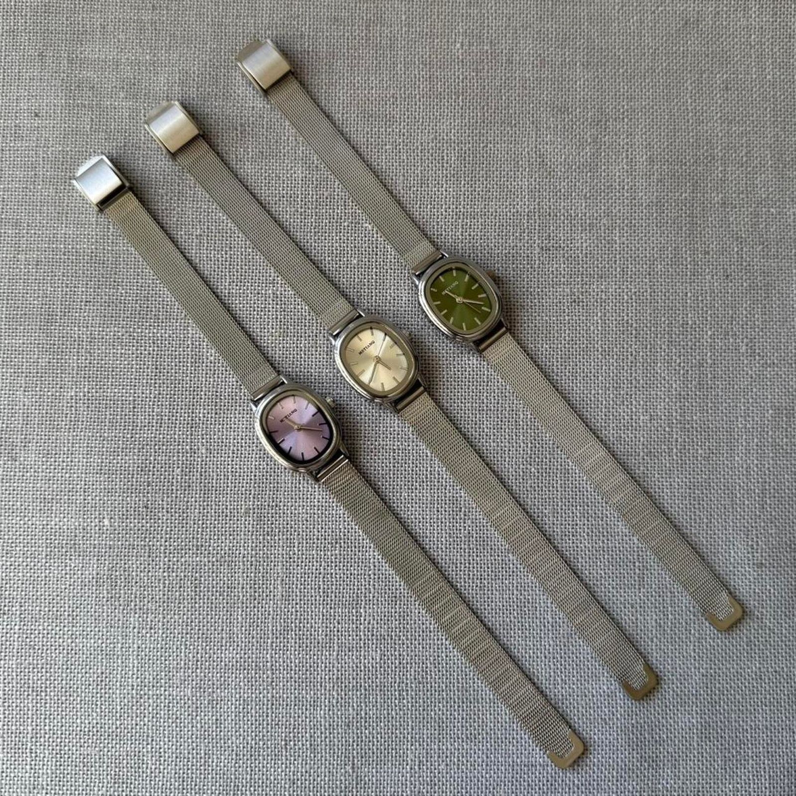 Other Elegant silver vintage style watch MENS2 Size ONE SIZE - 6 Thumbnail