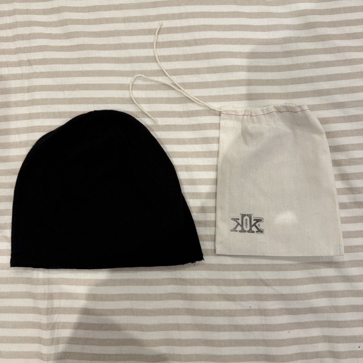 Ktwo Black linen beanie
