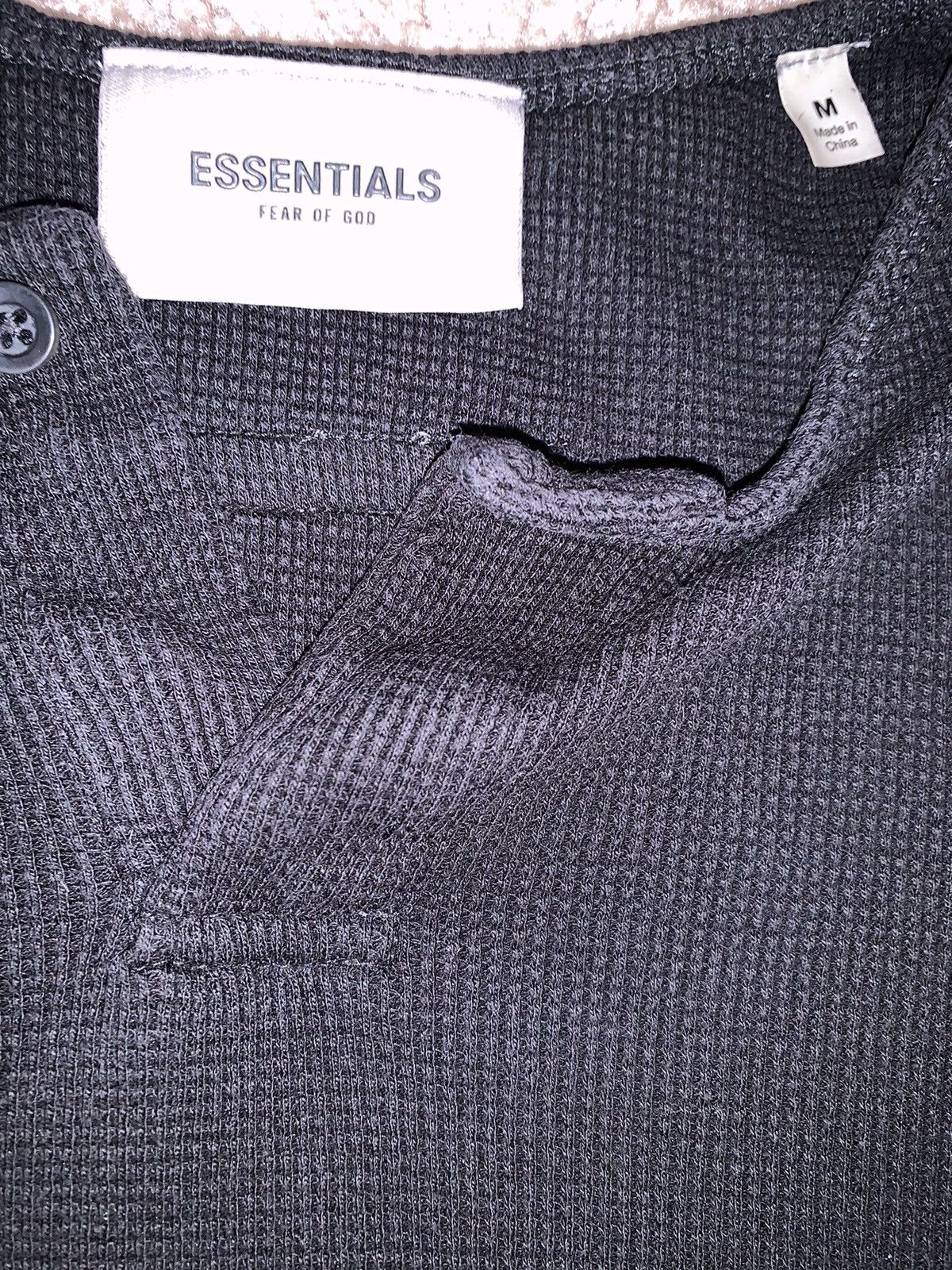 Fear of God ESSENTIALS WAFFLE HENLEY IN VINTAGE FADED OFF BLACK Size US M / EU 48-50 / 2 - 2 Thumbnail