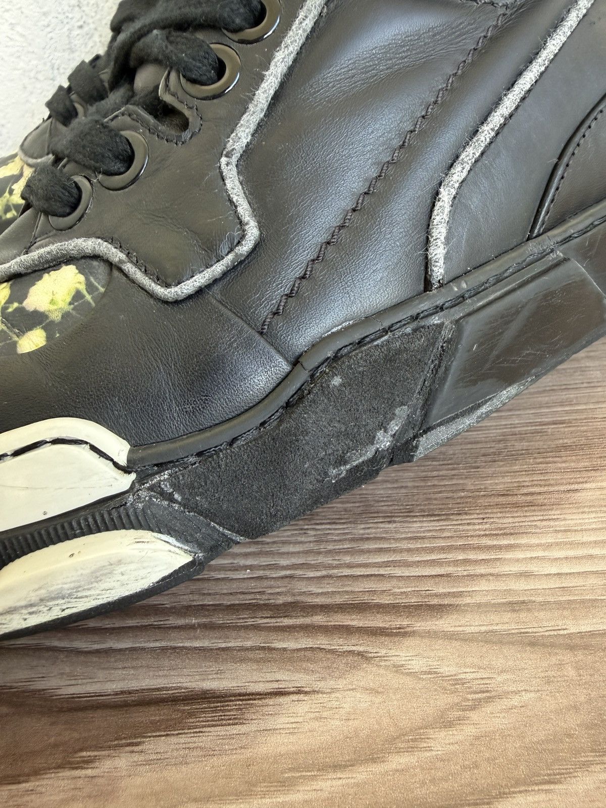 Givenchy Tyson high sneaker by Riccardo Size US 8 / EU 41 - 15 Thumbnail