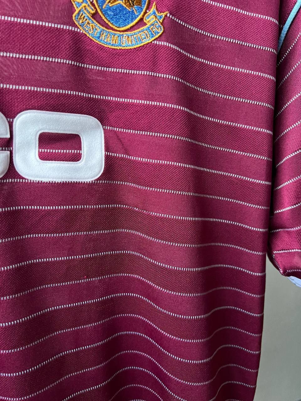 Vintage 1986 WEST HAM UNITED RETRO REMAKE SOCCER JERSEY SHIRT XL Size US XL / EU 56 / 4 - 7 Thumbnail