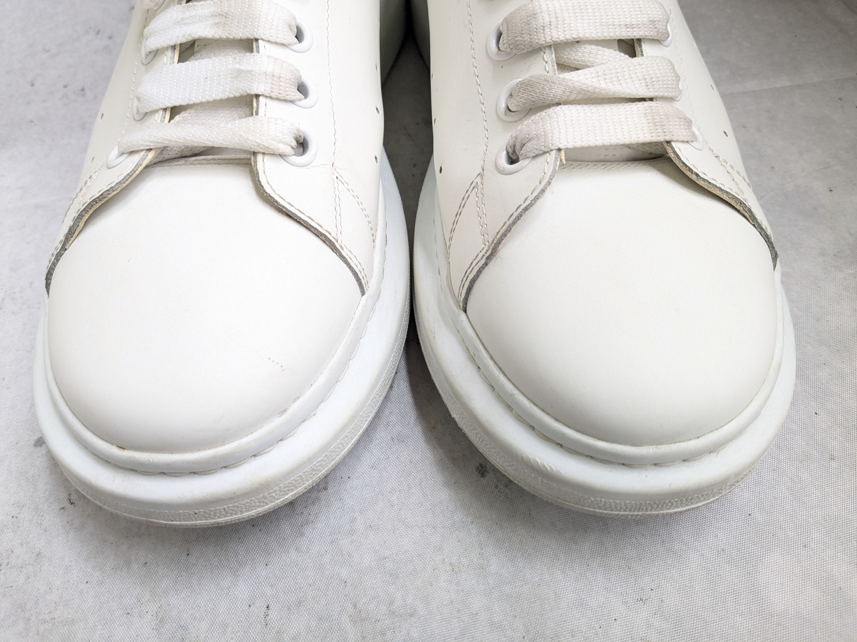 Alexander McQueen Alexander McQueen Oversized Larry Sneakers White Yellow 12 Size US 12 / EU 45 - 5 Thumbnail