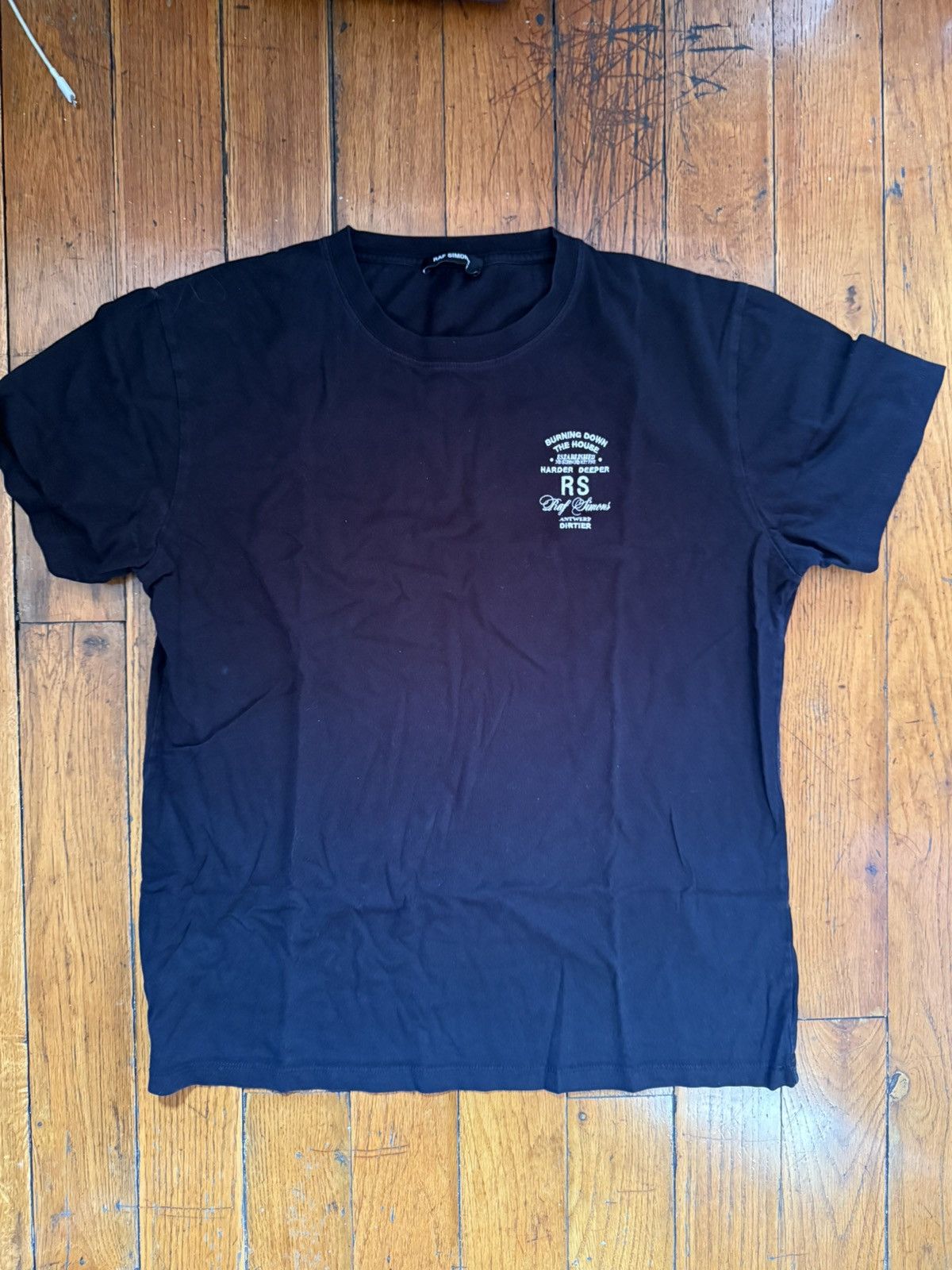 Raf Simons Raf Simons “BURNING DOWN THE HOUSE LOGO T-SHIRT Size US M / EU 48-50 / 2 - 1 Thumbnail