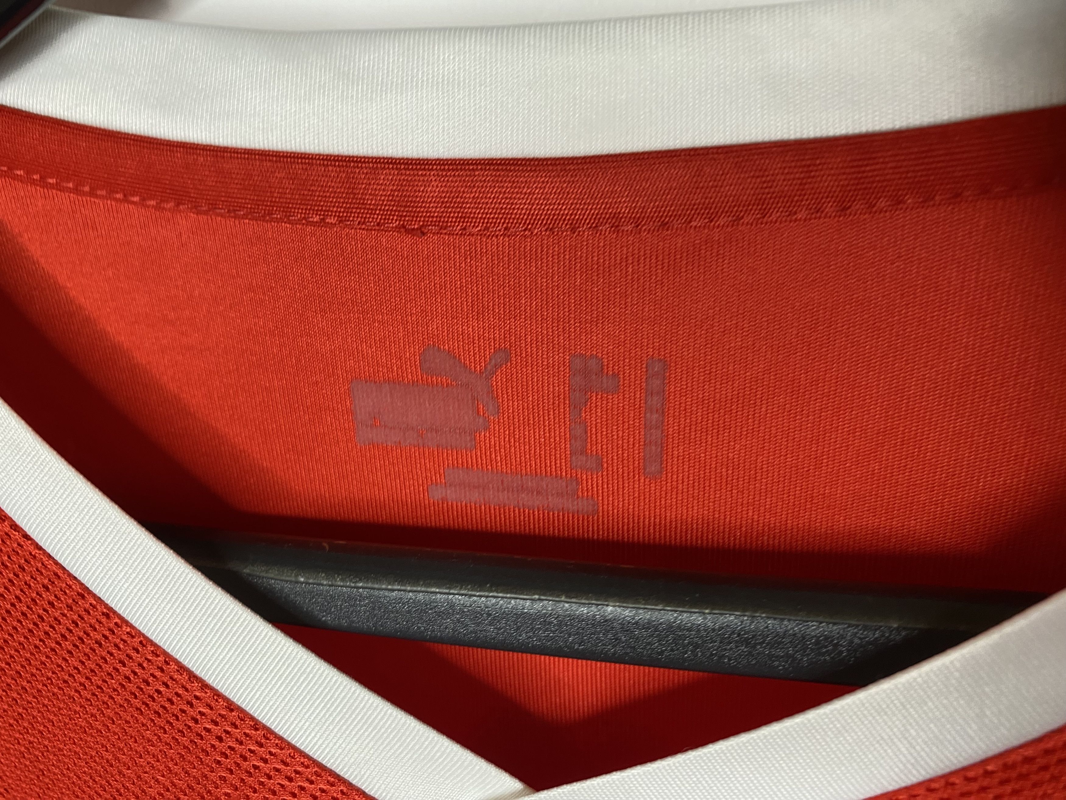 Puma BARNETTA #16 SWITZERLAND 2008 HOME FOOTBALL SHIRT SOCCER Size US M / EU 48-50 / 2 - 7 Thumbnail