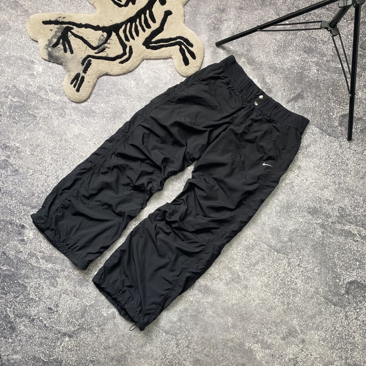 Nike Vintage Nike Trucked Nylon Parachute Baloon y2k pants Size 30" / US 8 / IT 44 - 1 Thumbnail