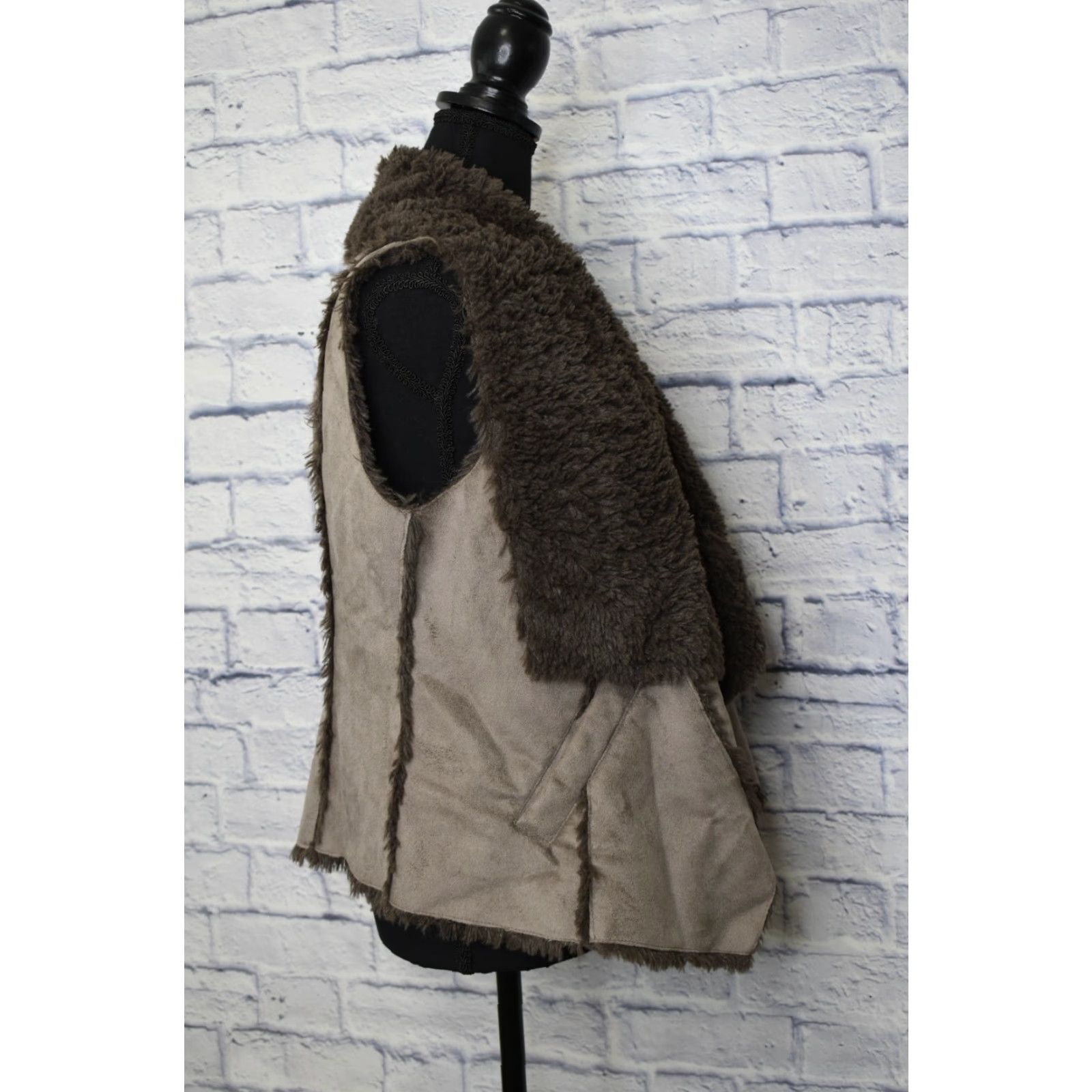 Sam Edelman Sam Edelman Vest Womens Simulated Fur Cowl Neck Tag M Fits Small Size S / US 4 / IT 40 - 4 Thumbnail