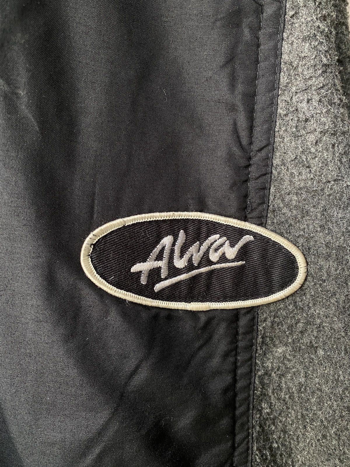 Vintage Vintage 90’s Tony Alva Skateboards Half Zipper Jacket Size US L / EU 52-54 / 3 - 7 Thumbnail