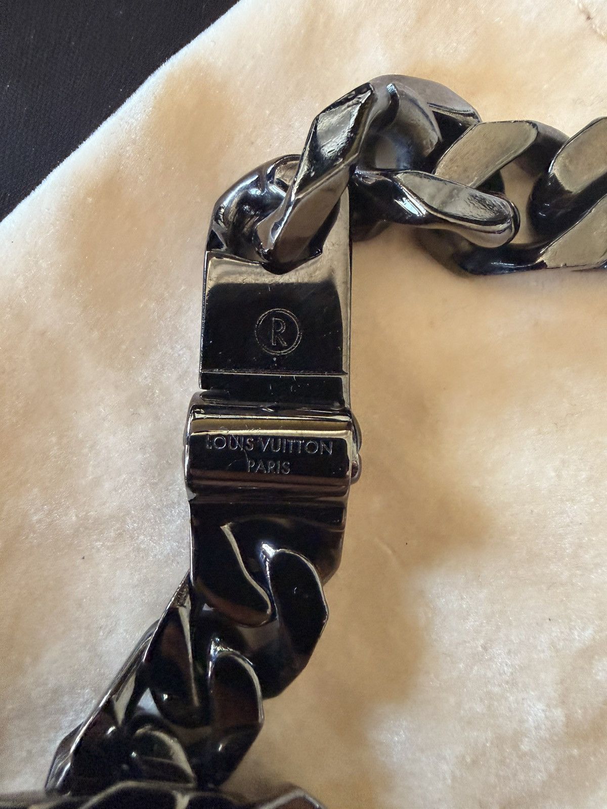 Louis Vuitton Louis Vuitton LV Rainbow Chain Necklace Size ONE SIZE - 11 Thumbnail