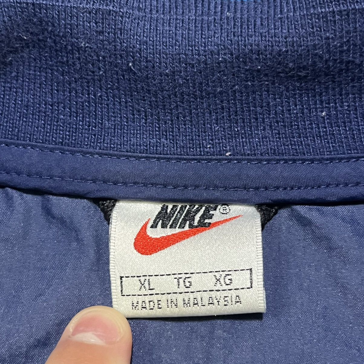 Nike VINTAGE 90s NIKE SWOOSH LOGO BLUE ZIP UP WINDBREAKER JACKET Size US XL / EU 56 / 4 - 5 Thumbnail