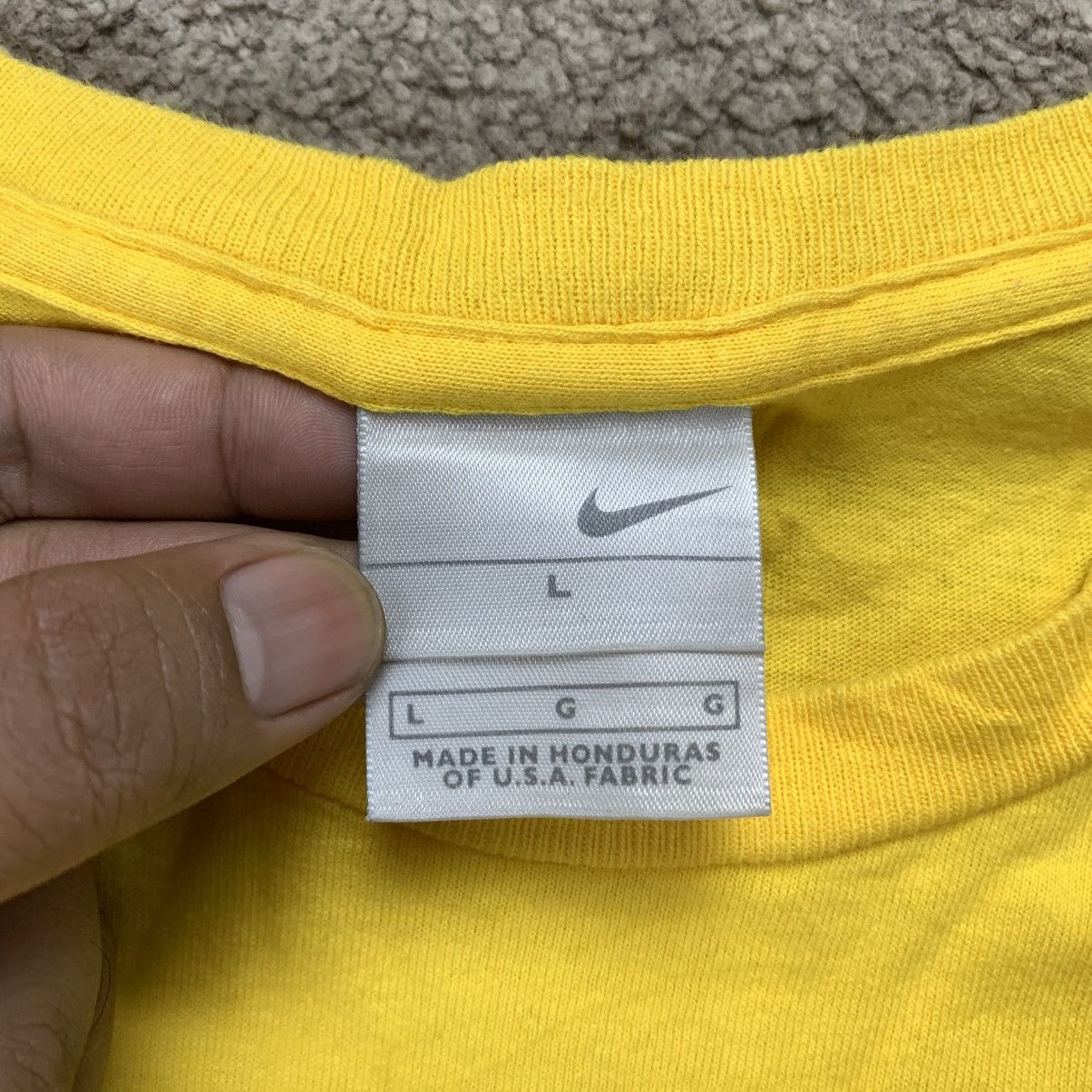 Nike NIKE SWOOSH VINTAGE Short Sleeve Tshirt Size US L / EU 52-54 / 3 - 9 Thumbnail