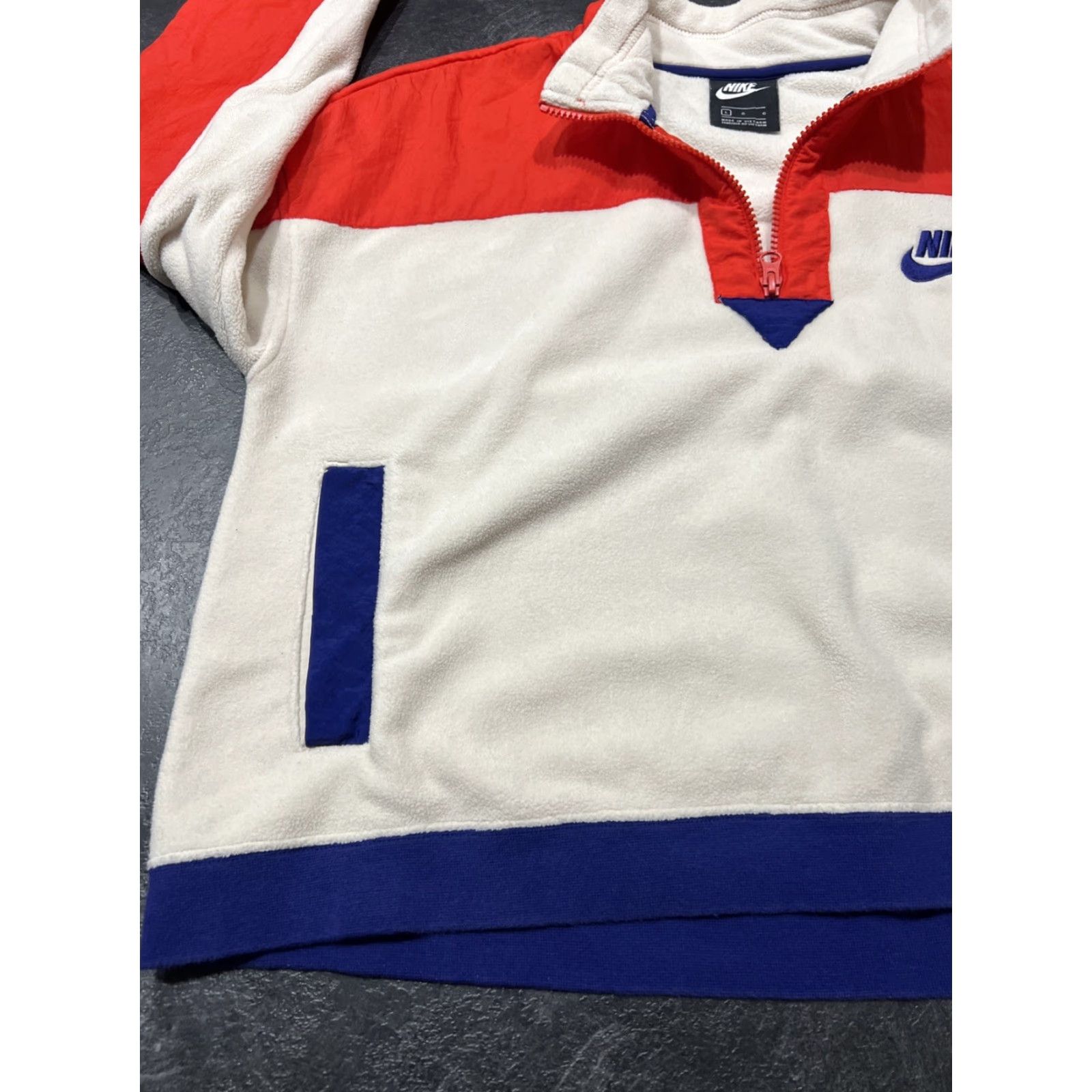 Nike Nike Sportswear Cropped Fleece Zip Jacket Womens L Cream Red Logo Retro Size L / US 10 / IT 46 - 4 Thumbnail