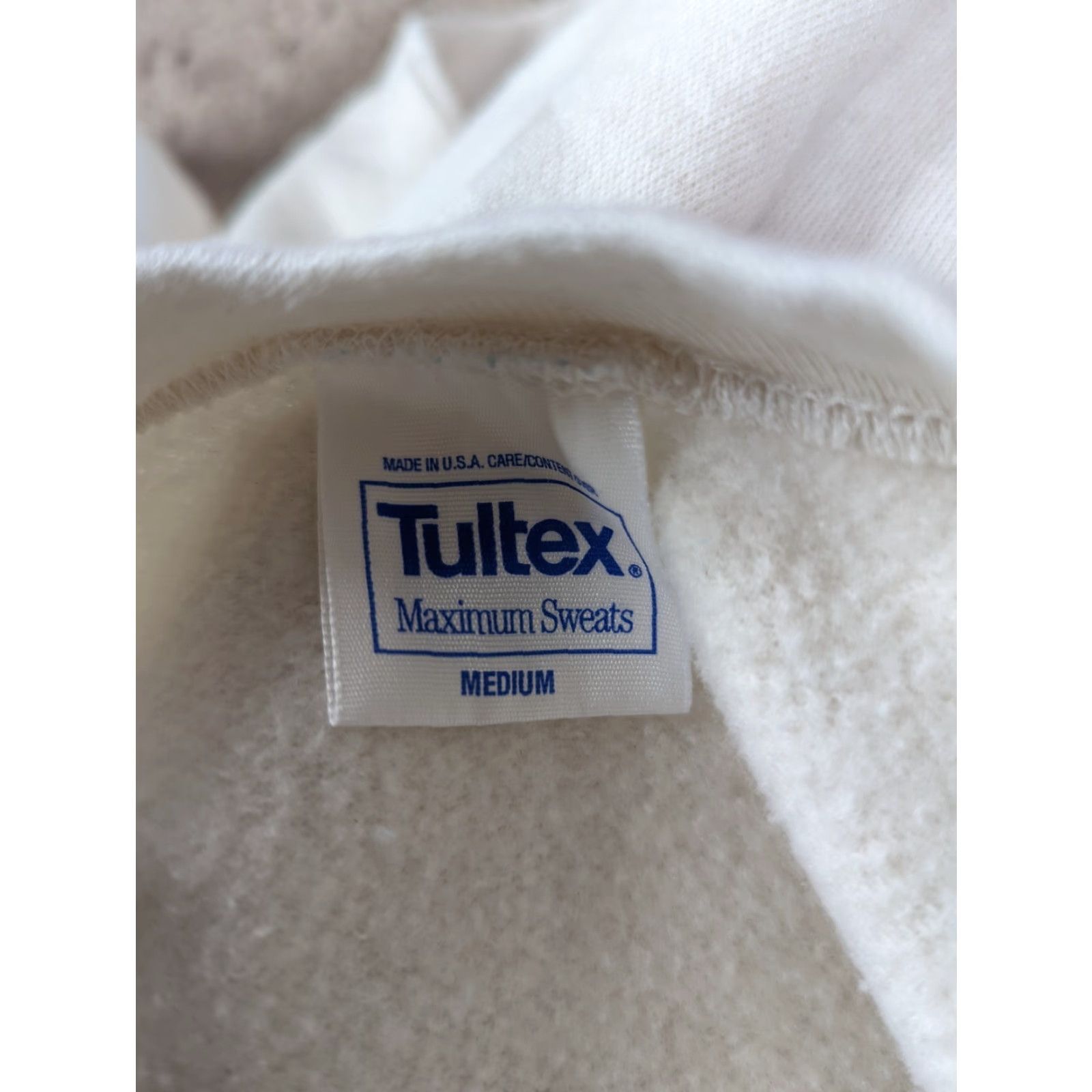 Tultex VINTAGE Tultex Sweatshirt Raglan 80s USA Made Crew Neck Long Sleeve White M Men Pullover Flawed Size US M / EU 48-50 / 2 - 5 Thumbnail