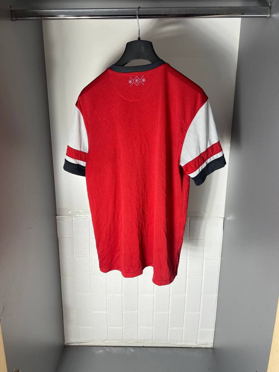 Nike VINTAGE NIKE FC ARSENAL LONDON ENGLAND SOCCER JERSRY RETRO Size US L / EU 52-54 / 3 - 9 Thumbnail