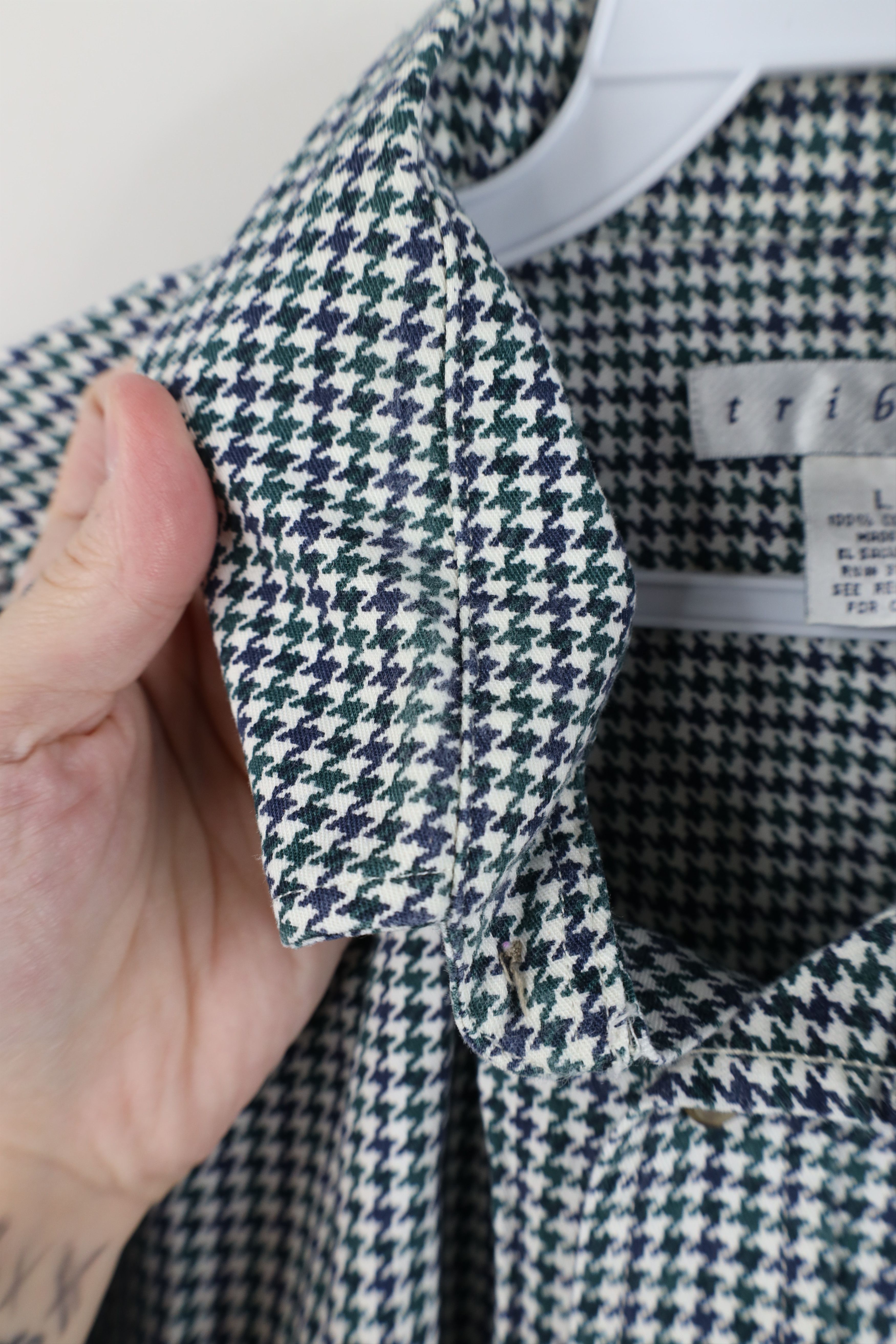 Vintage Vintage 90s Streetwear Houndstooth Collared Button Shirt Size US L / EU 52-54 / 3 - 7 Thumbnail