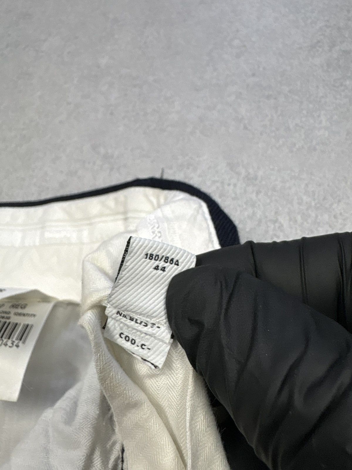 Burberry Burberry Avant-Garde Wool Trousers Curved Pockets Raw Hem 50 Size US 34 / EU 50 - 15 Thumbnail