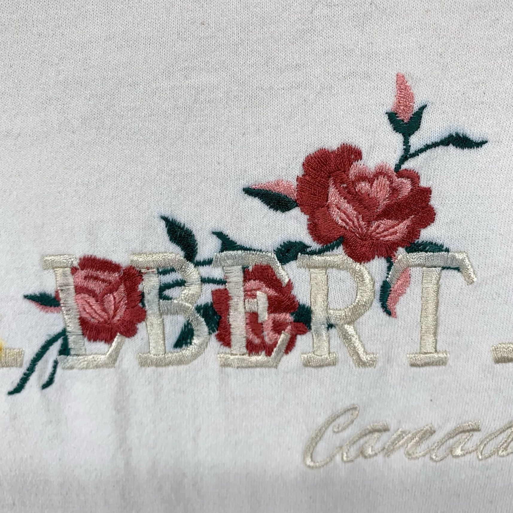 Fruit Of The Loom VINTAGE Fruit of the Loom T-Shirt Adult Medium Floral Embroidered Crew Neck Unisex 90s Travel Ivory Size US M / EU 48-50 / 2 - 3 Thumbnail