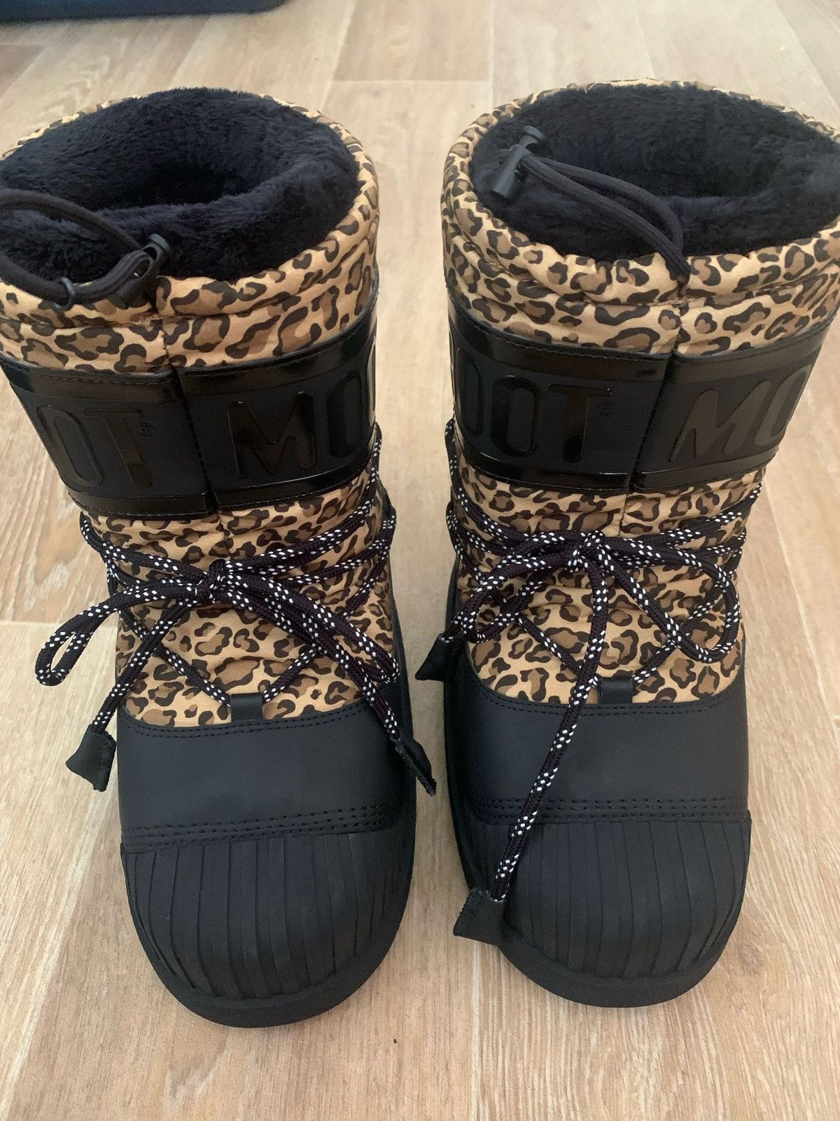 Moncler Moncler x Palm Angels x MoonBoots Leopard Fur Boots Sz.35/36 Size US 6 / IT 36 - 3 Thumbnail