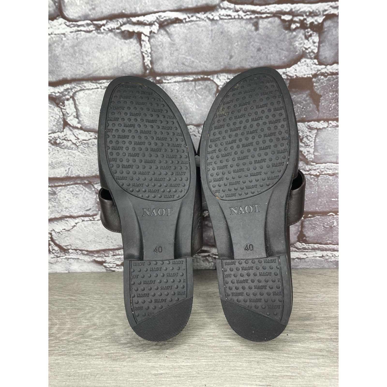 Other Naot Brown Leather Casual Low Heel Strap Slides Sandals Wome Size US 10 / IT 40 - 17 Thumbnail
