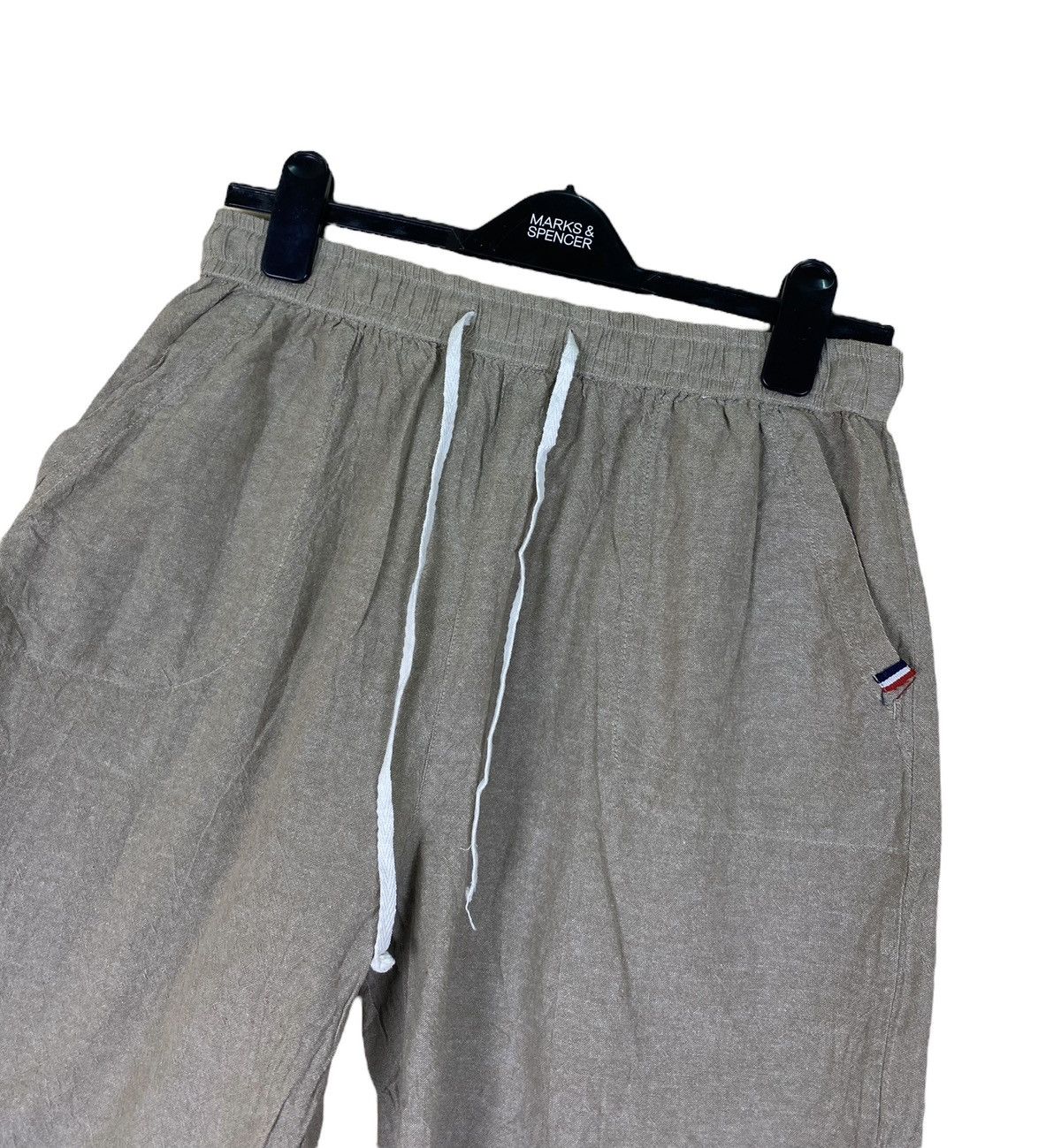 GU × Japanese Brand Japanese Brand Pineapple Material Inspired Short Pants Size US 28 / EU 44 - 1 Thumbnail