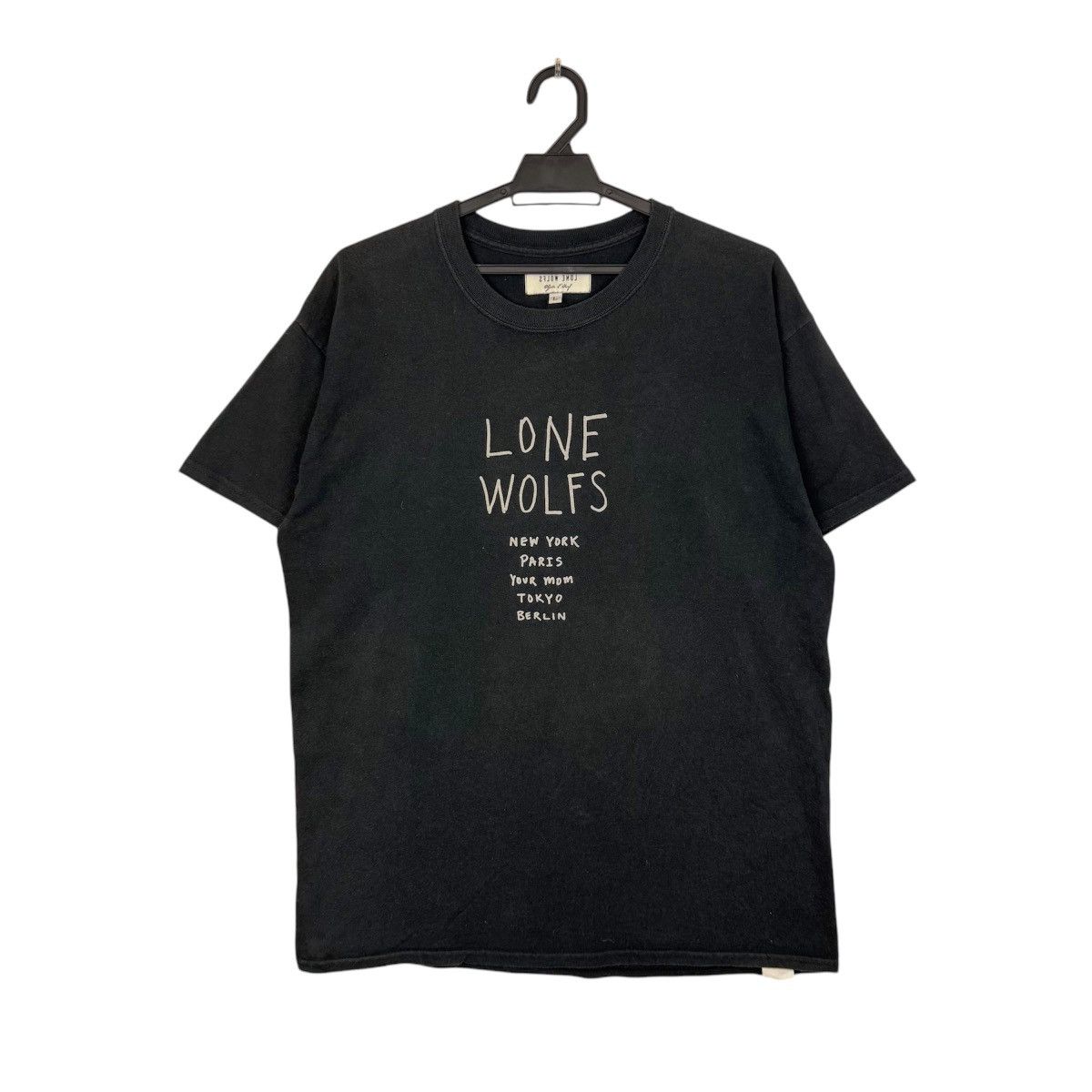 Japanese Brand Lone Wolfs Tshirt Size US L / EU 52-54 / 3 - 1 Thumbnail