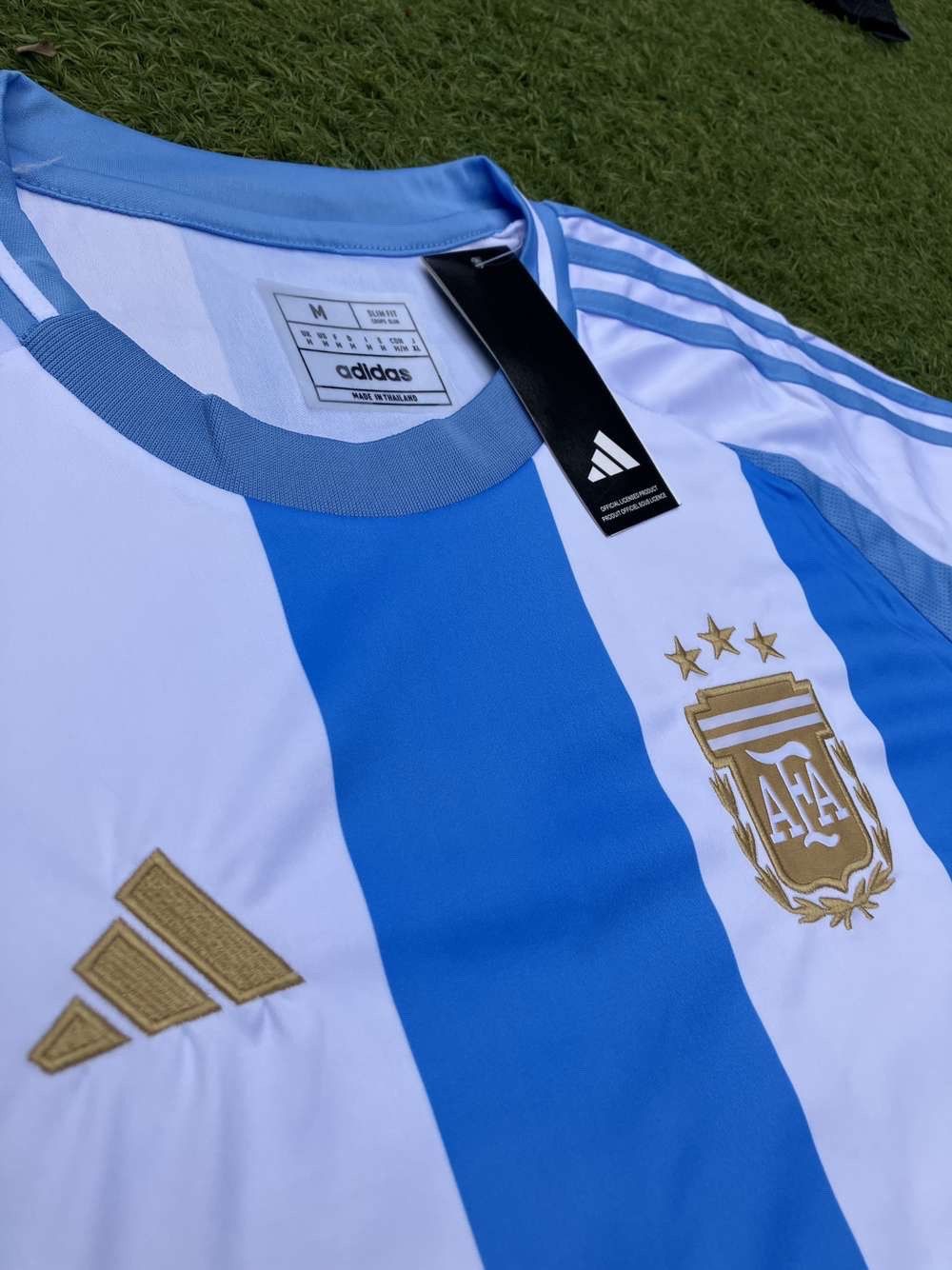 Adidas Argentina football jersey Size US M / EU 48-50 / 2 - 3 Thumbnail