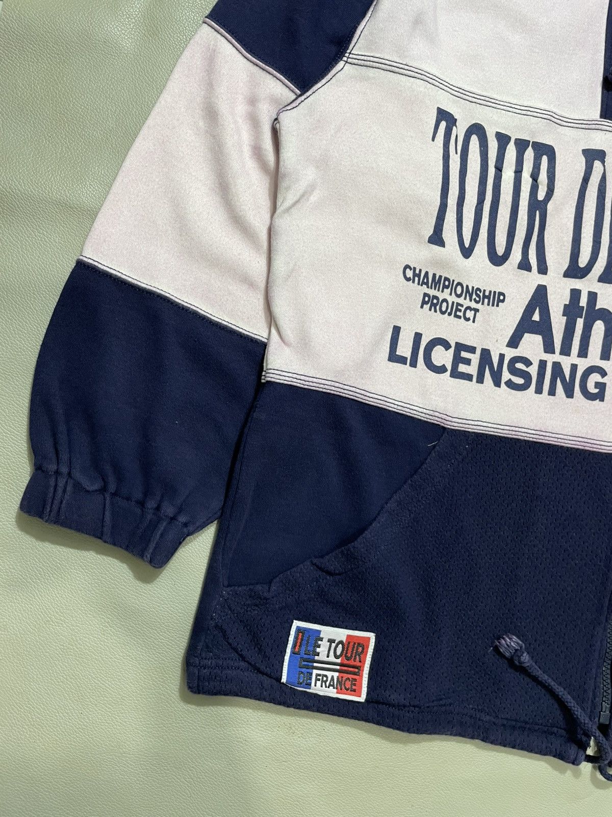 Vintage Rare Vintage Tour de France hoodie Size US L / EU 52-54 / 3 - 2 Thumbnail