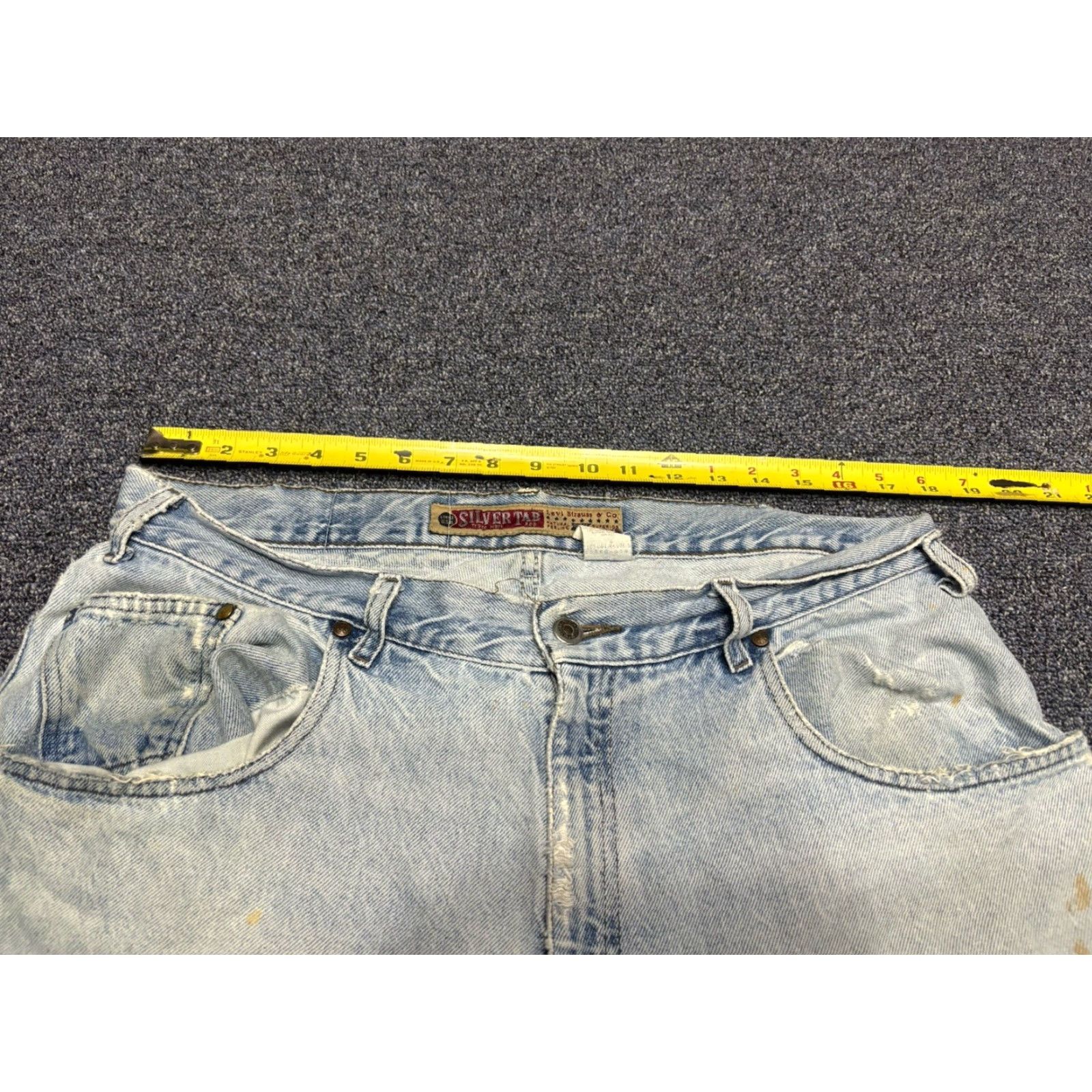 Levi's VINTAGE Levi's Silvertab Jeans Baggy 90s Distressed Blue Denim 36x32 Mens Size US 36 / EU 52 - 2 Thumbnail