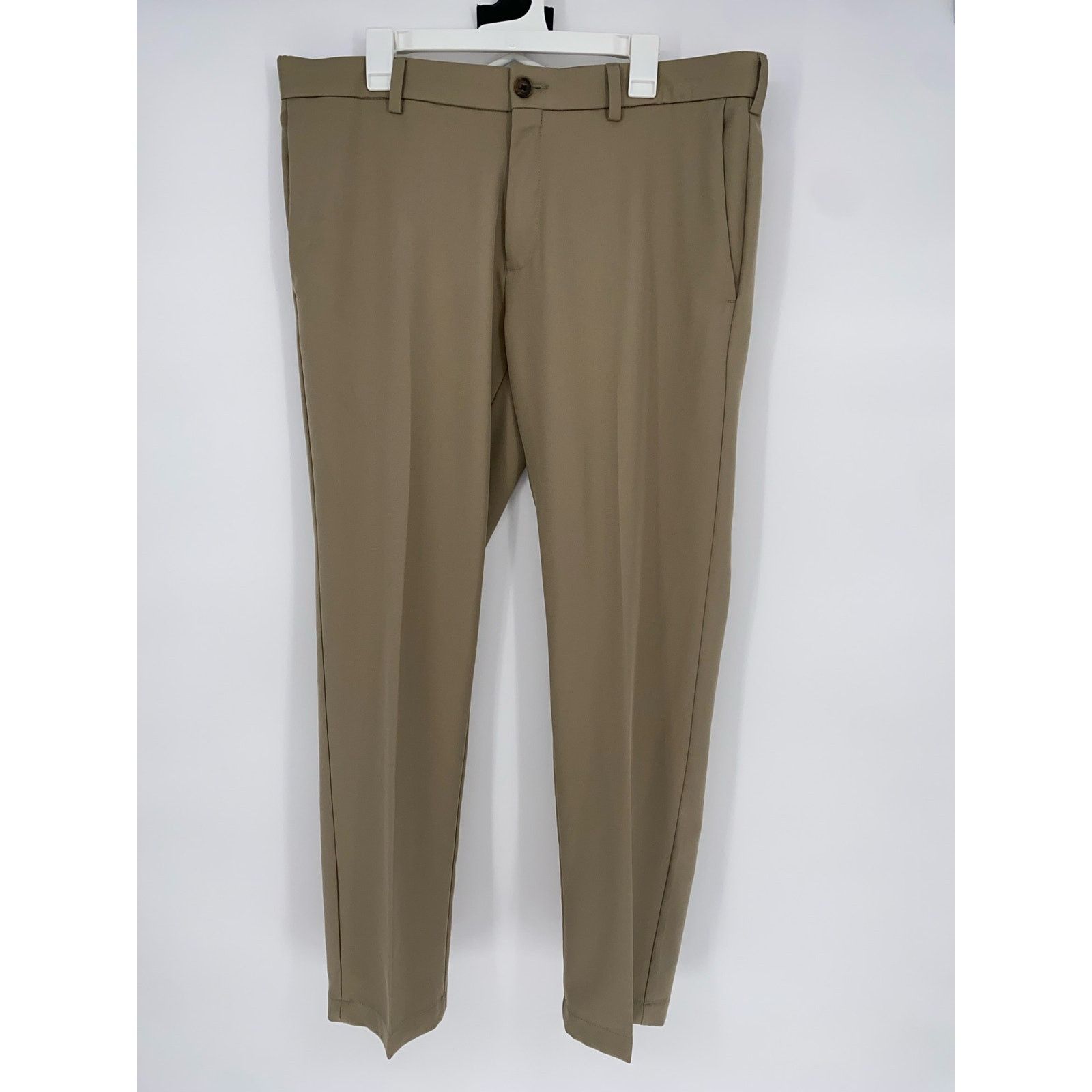 Haggar Haggar Cool 18 Pro Straight Fit Mens Chino Pants. 38”X32” Size US 38 / EU 54 - 1 Thumbnail