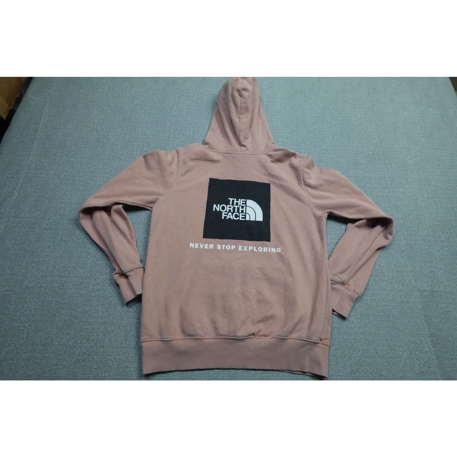 The North Face VINTAGE The North Face Sweatshirt Mens Small Pink Logo Pullover Fleece Lined Box Logo Size US S / EU 44-46 / 1 - 5 Thumbnail