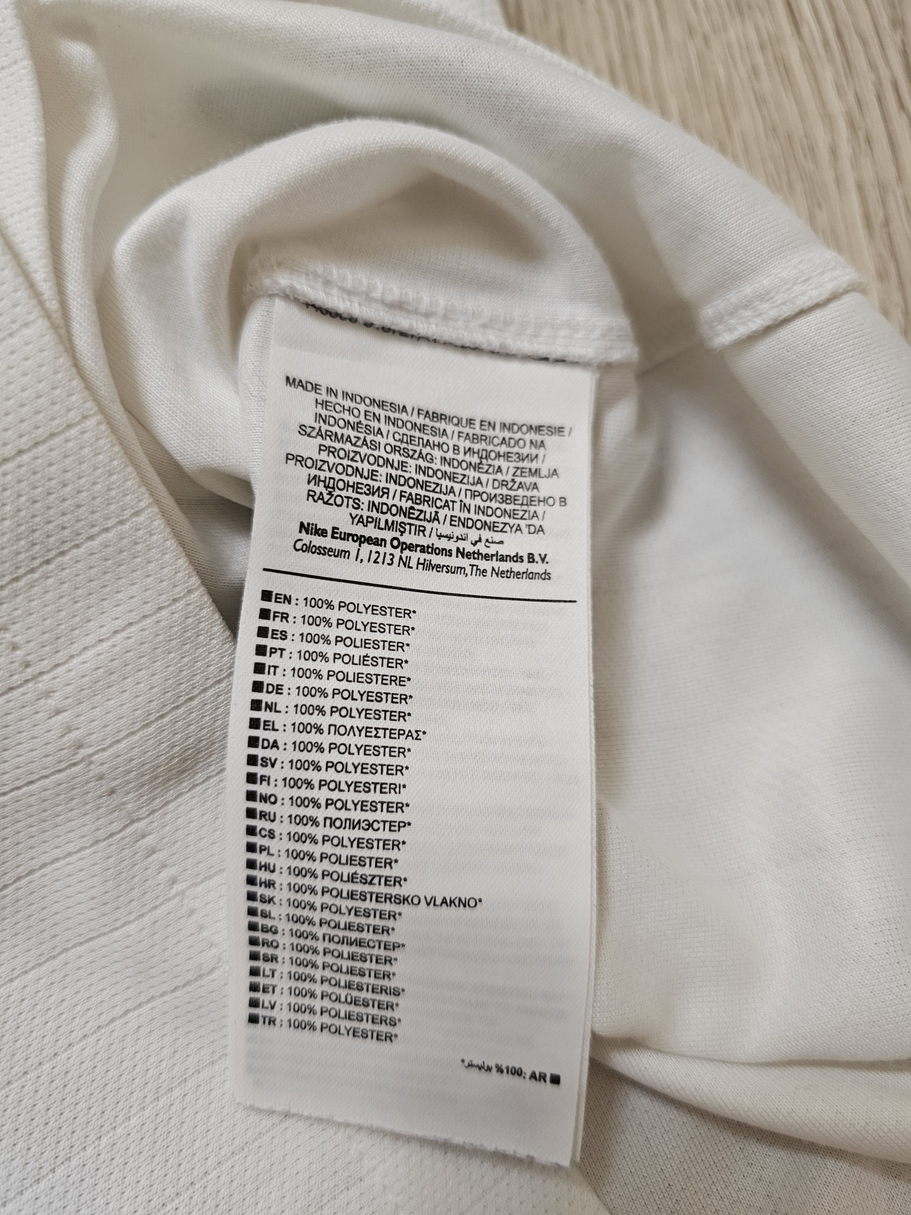 Nike ENGLAND 2014 2016 HOME FOOTBALL SHIRT SOCCER JERSEY Size US M / EU 48-50 / 2 - 8 Thumbnail
