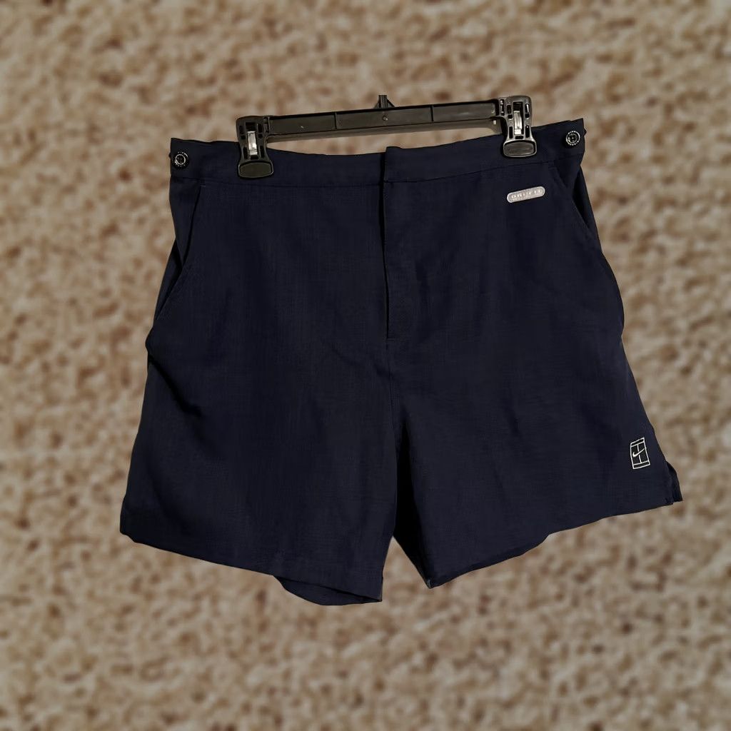 Nike VINTAGE Nike Challenge Court Logo Navy Blue Dri-Fit Tennis Shorts Mens Medium Size US 31 - 1 Thumbnail