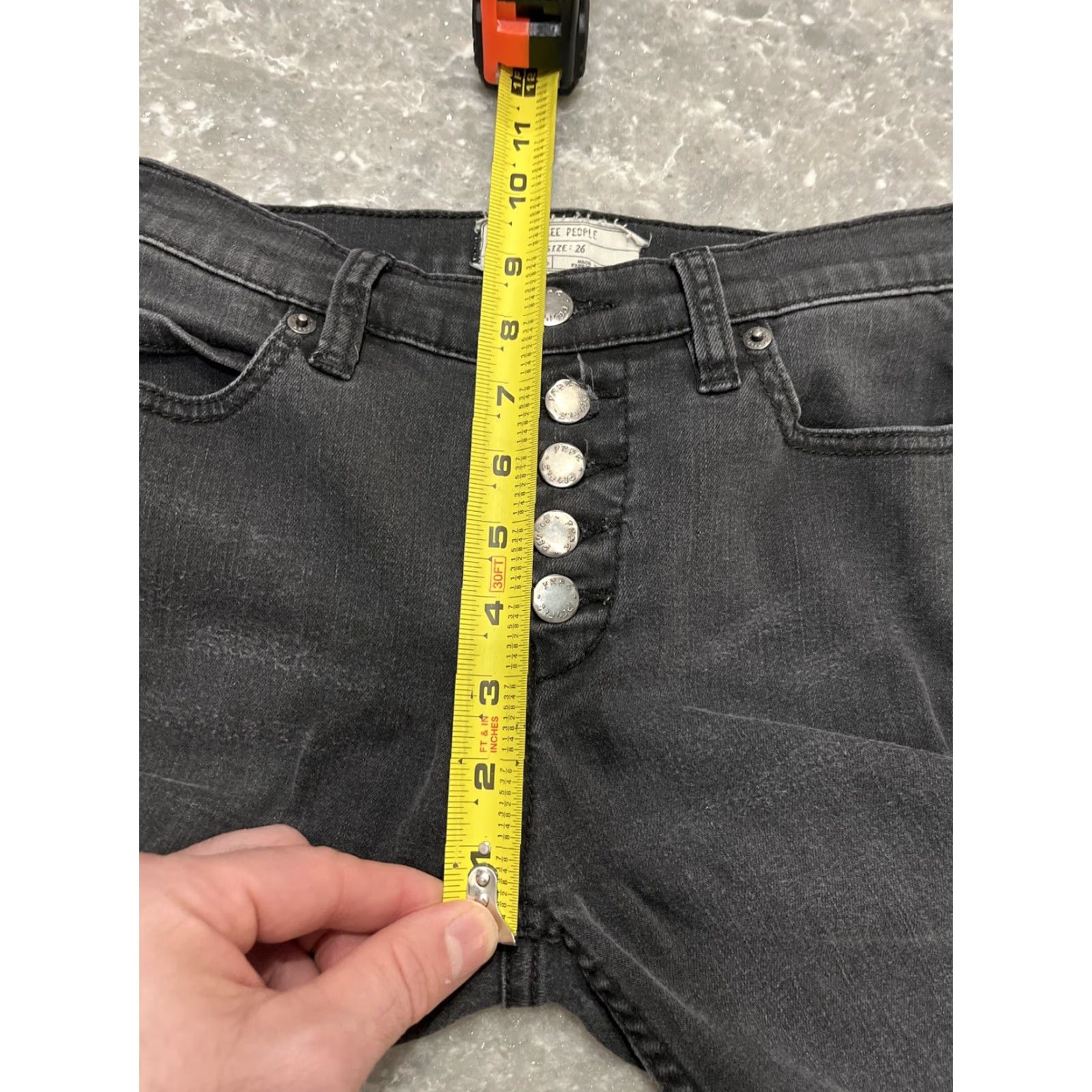 Free People FREE PEOPLE BLACK DENIM SKINNY JEANS 26 Womens Jeans Slim Stretchy Regular 26 Black Skinny Denim Size 26" / US 2 / IT 38 - 6 Thumbnail
